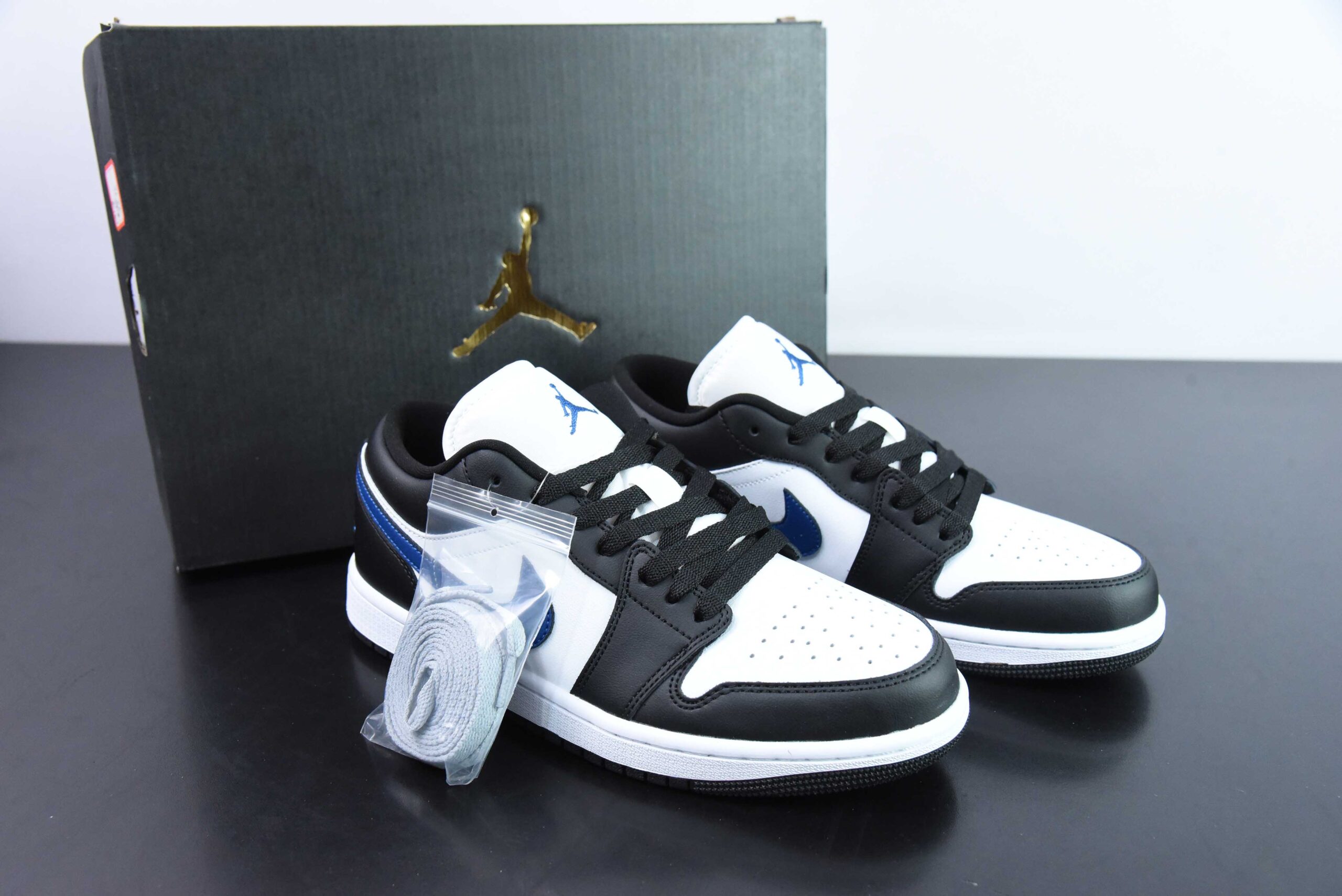 乔丹Air Jordan 1 Low AJ1黑白蓝勾低帮复古文化篮球鞋纯原版本 货号：DC0774-040