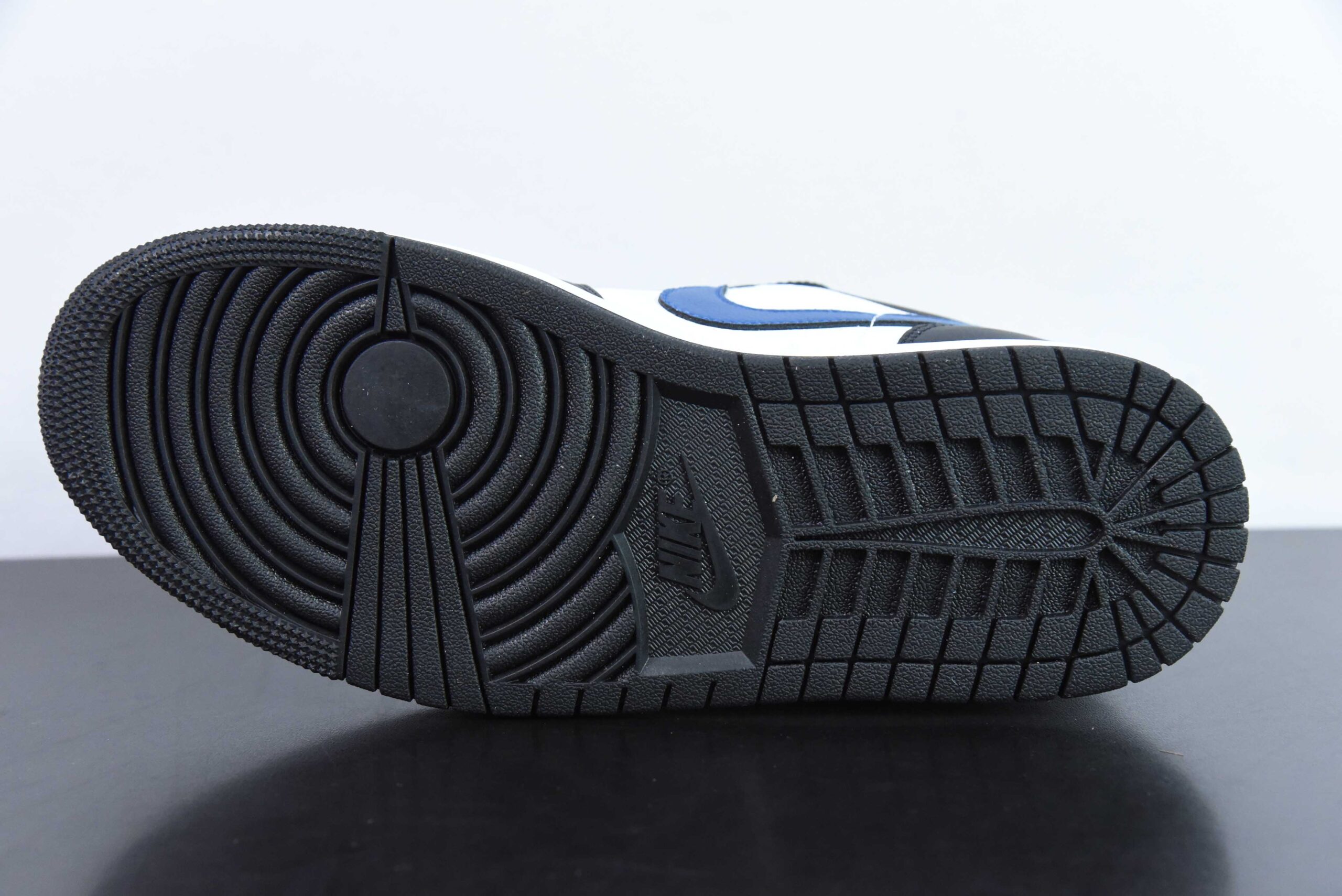 乔丹Air Jordan 1 Low AJ1黑白蓝勾低帮复古文化篮球鞋纯原版本 货号：DC0774-040