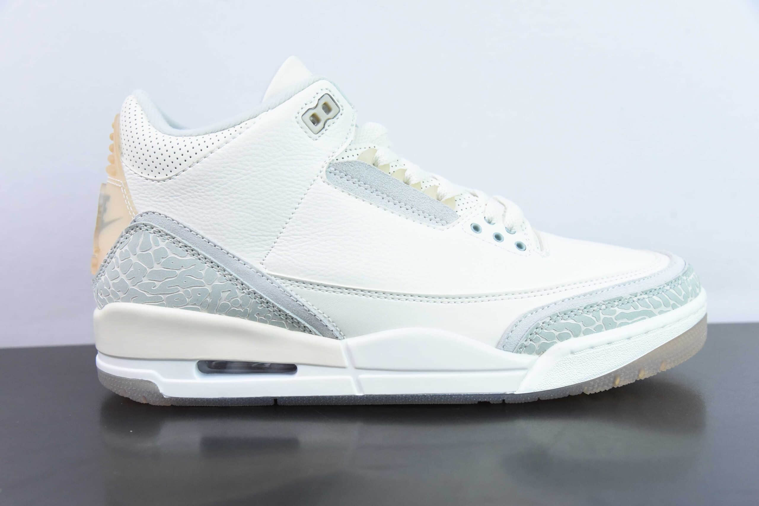 乔丹Air Jordan AJ3 Craft Ivory AJ3象牙白男子文化篮球鞋纯原版本 货号：FJ9479-100