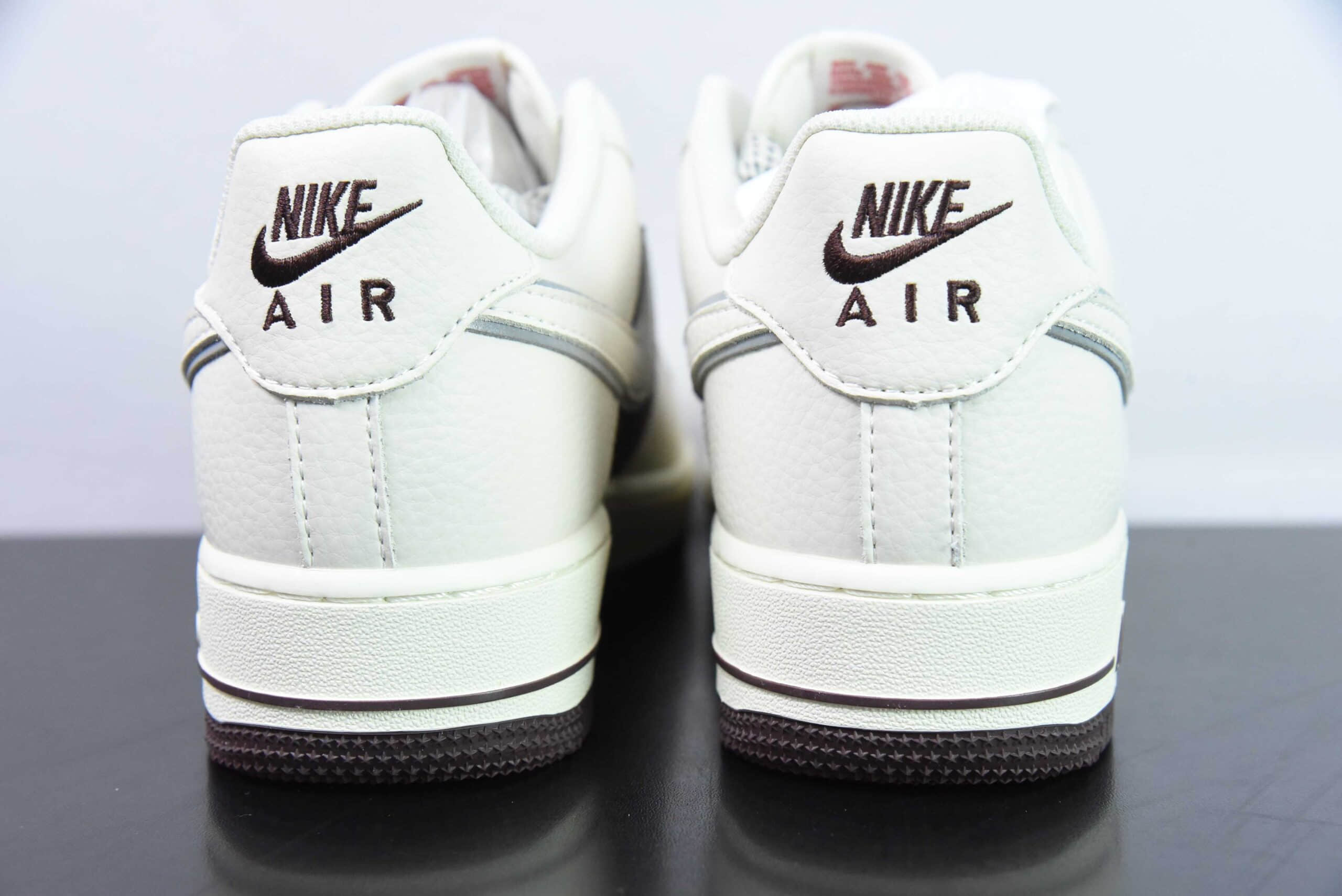 耐克Nike Air Force 1 Low 07 x Otomo Katsuhiro 大友克洋联名白棕空军一号低帮休闲板鞋纯原版本 货号：DU0820-216