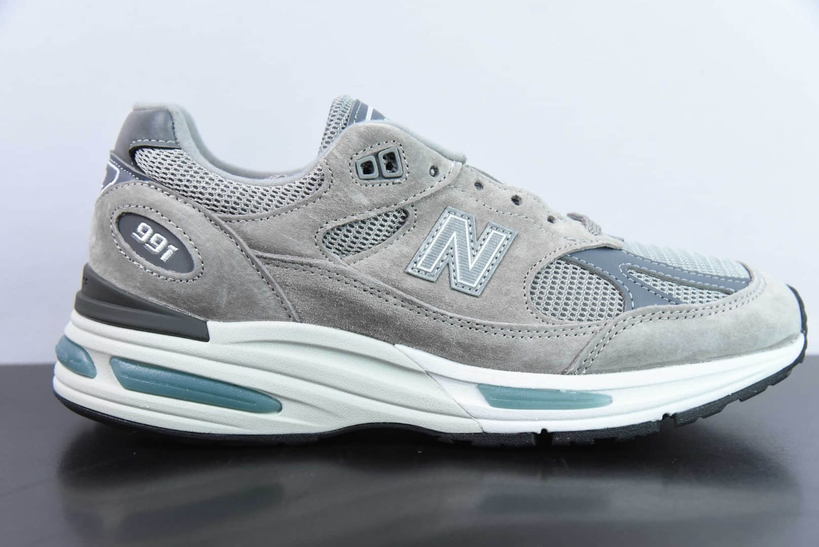 新百伦New Balance NB991V2元祖灰第二代总统复古慢跑鞋纯原版本 货号：U991GL2