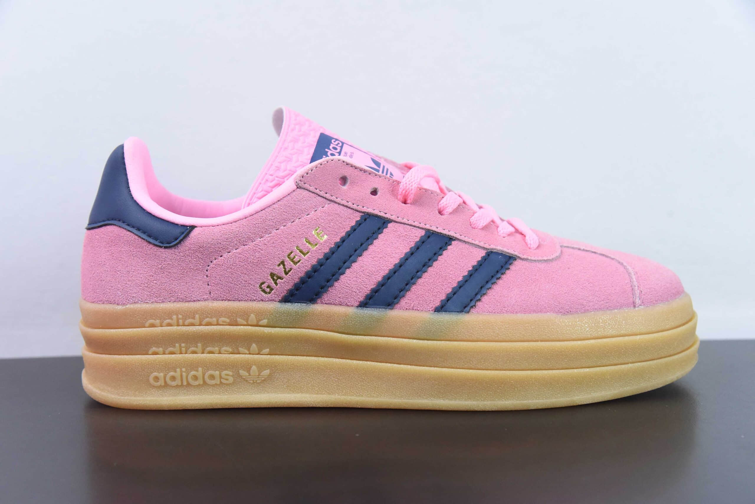 阿迪达斯Adidas Originals Gazelle Bold 羚羊松糕鞋樱花粉三层底低帮耐磨厚底增高板鞋纯原版本 货号：H06122