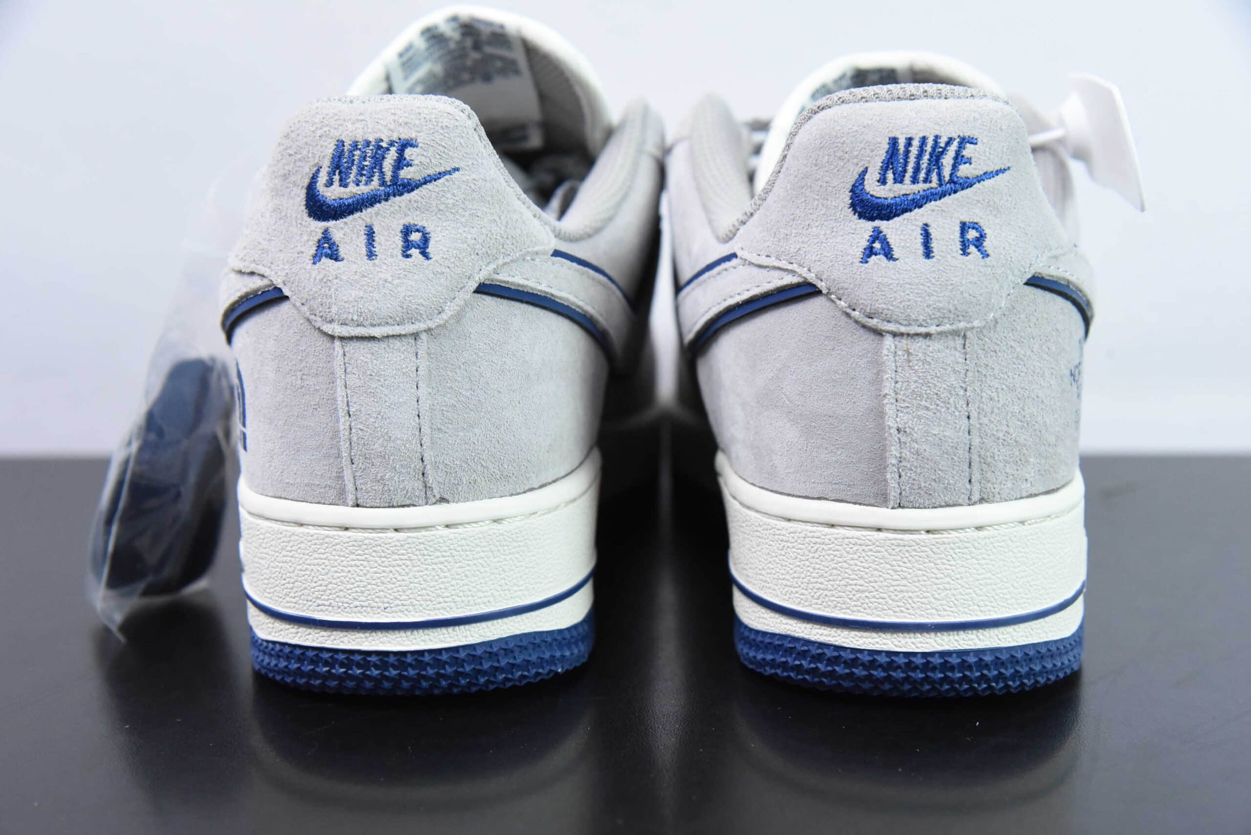 耐克NIke Air Force 1 '07 Low 北面联名米灰蓝猪八空军一号低帮休闲板鞋纯原版本 货号：HD9999-001