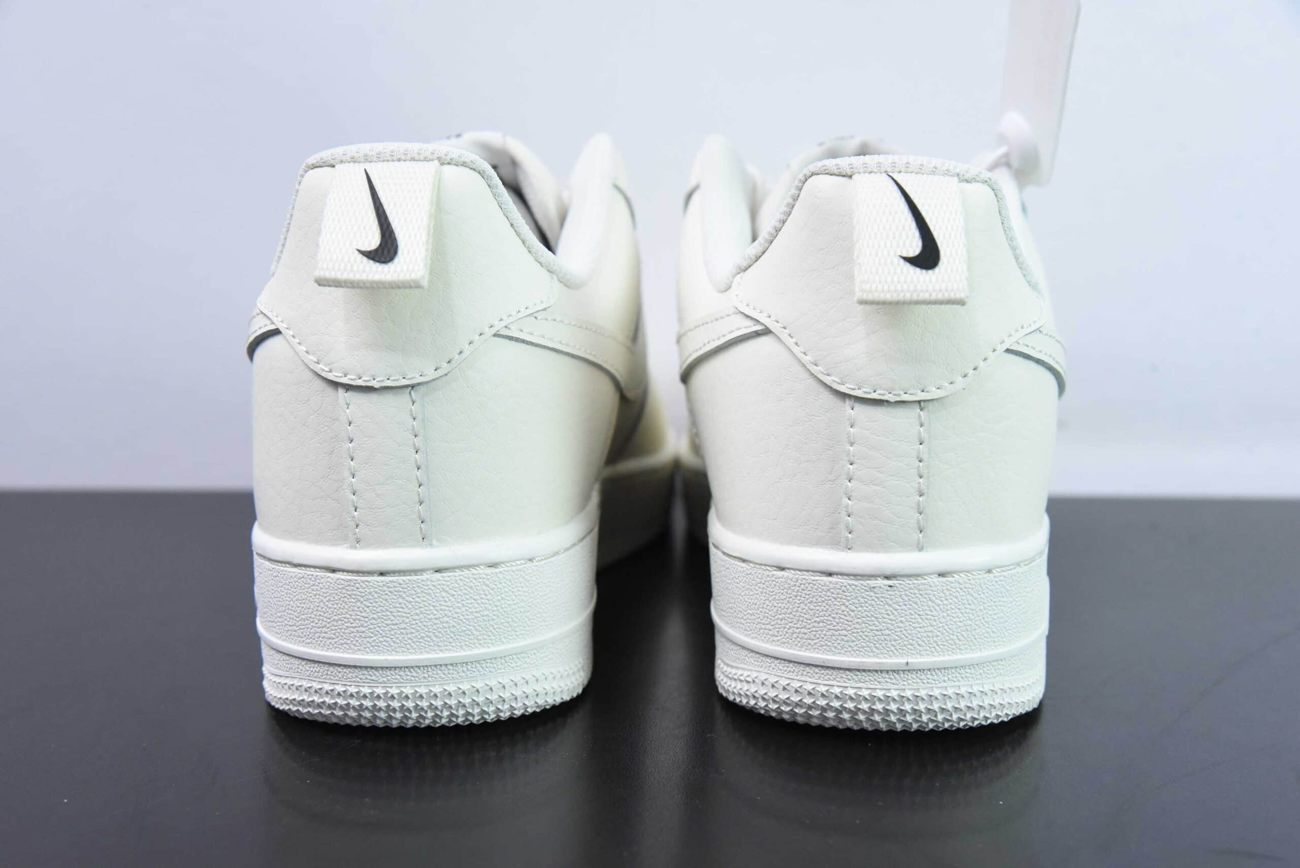 耐克Nike Air Force 1 Low 白黑小勾空军一号低帮运动休闲板鞋纯原版本 货号：FZ4625-100