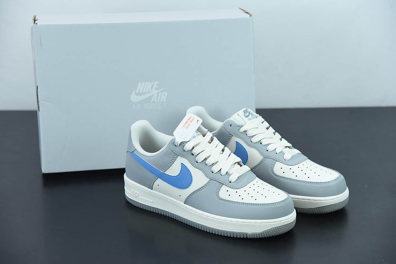 耐克Nike Air Force 1 Low白灰蓝拼色3M反光空军一号低帮休闲板鞋纯原版本 货号：DH2296-668 