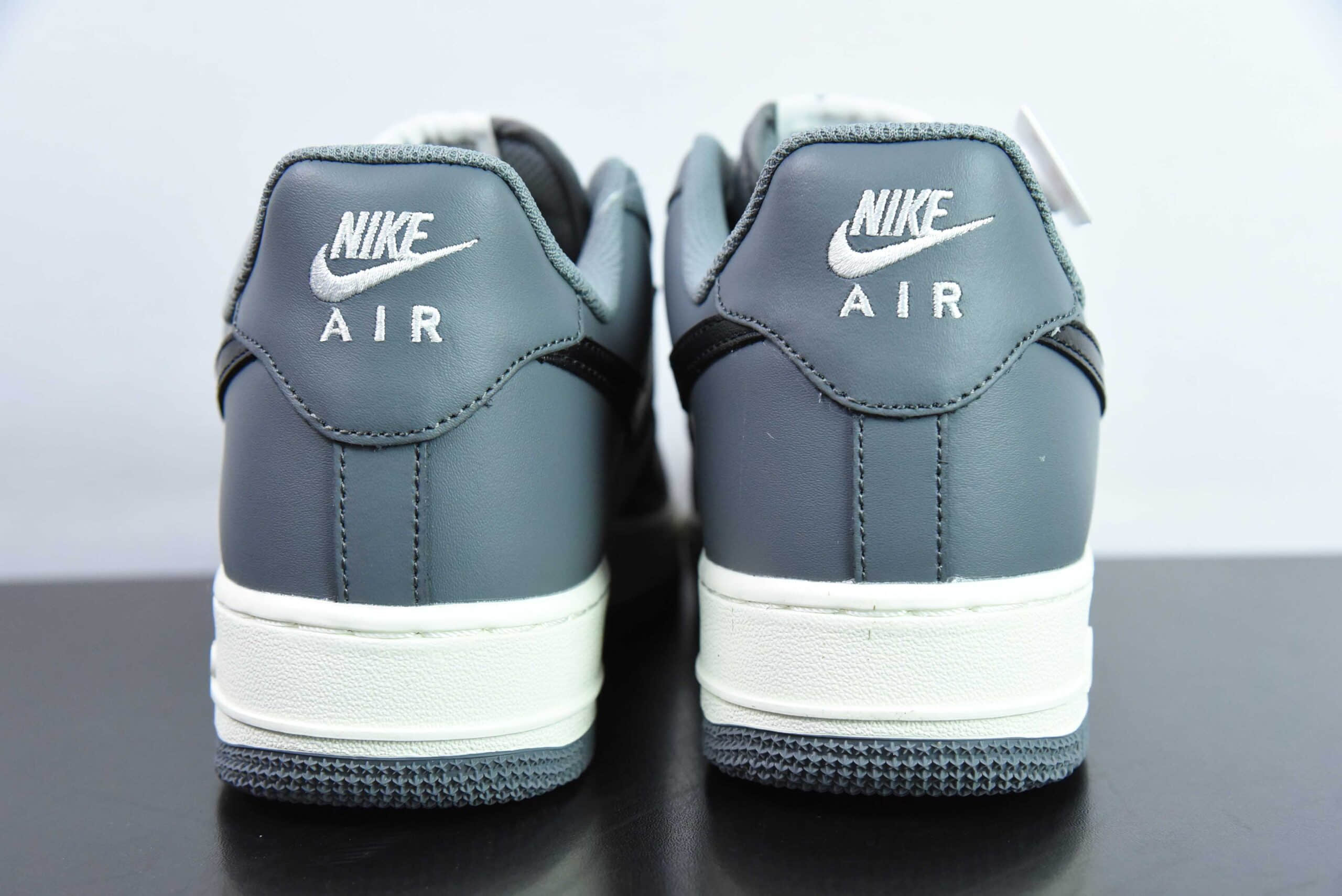 耐克Nike By You Air Force 1'07 Low拼接米白水泥灰黑空军一号低帮休闲板鞋纯原版本 货号：DD7798-216