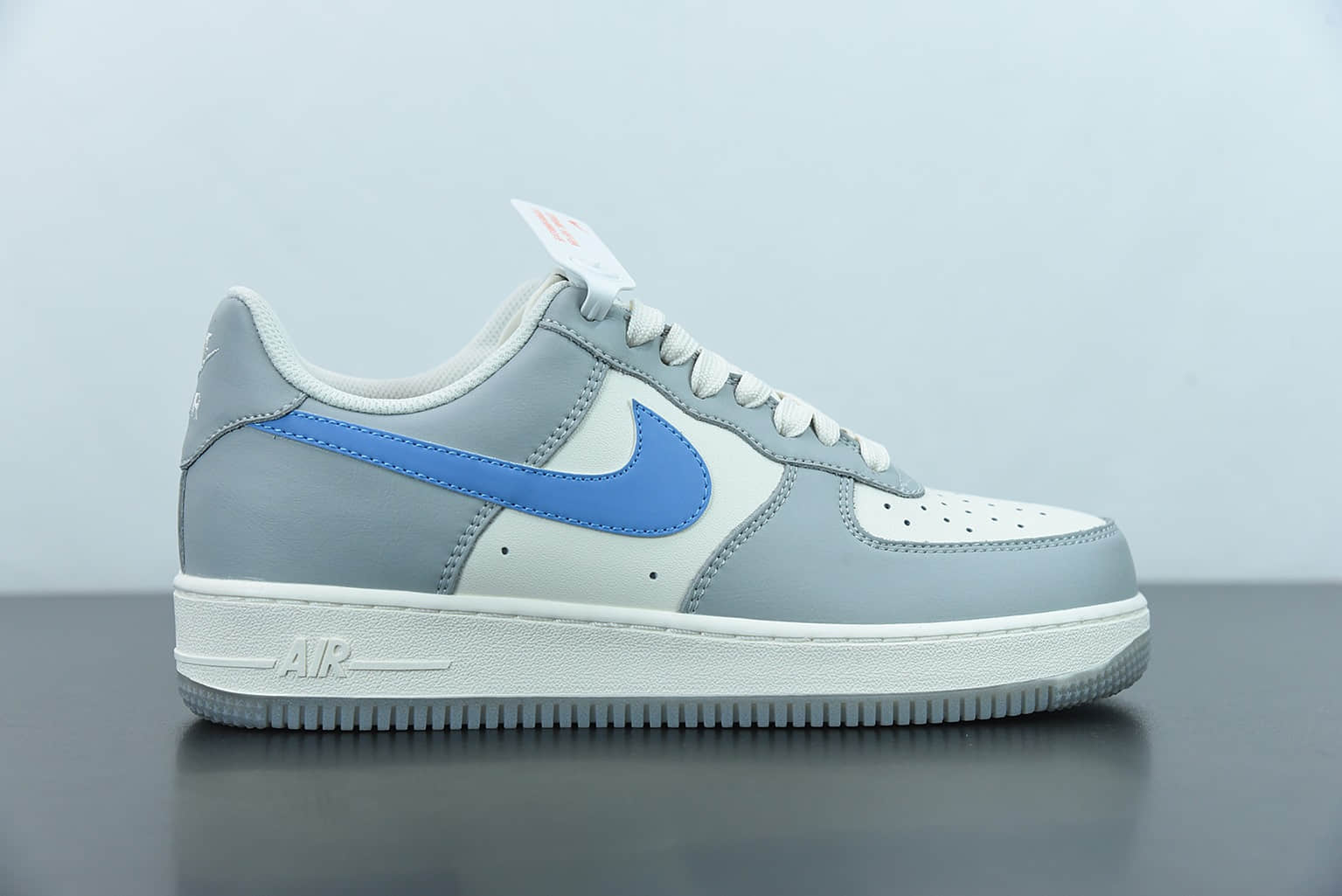 耐克Nike Air Force 1 Low白灰蓝拼色3M反光空军一号低帮休闲板鞋纯原版本 货号：DH2296-668 
