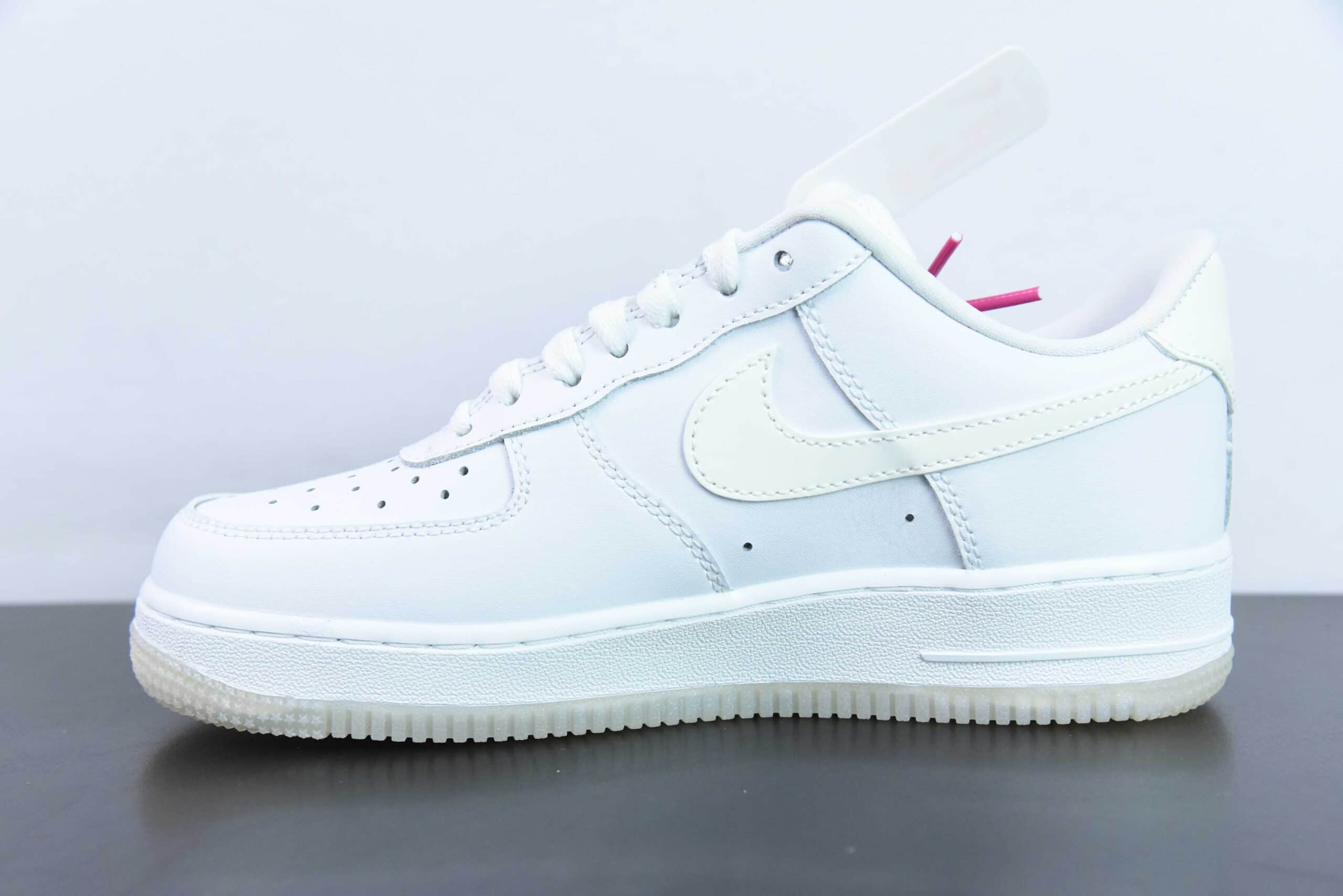 耐克Nike Air Force 1'07 Low 紫光变色开口笑空军一号低帮休闲板鞋纯原版本 货号：FZ5531-111