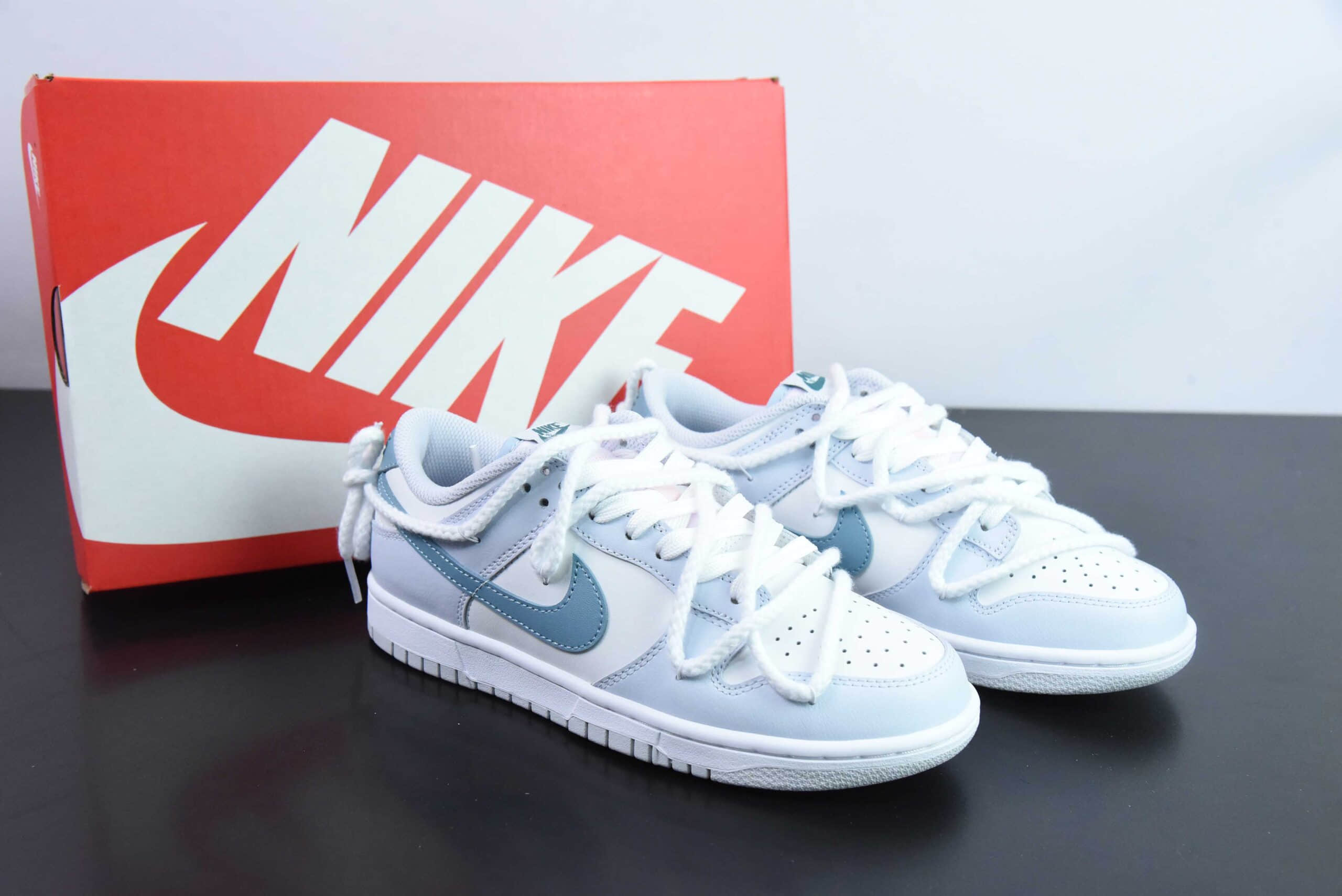 耐克Nike Dunk Low 解构奶缇莓莓灰白蓝SB低帮休闲滑板鞋纯原版本 货号：FD1232-002