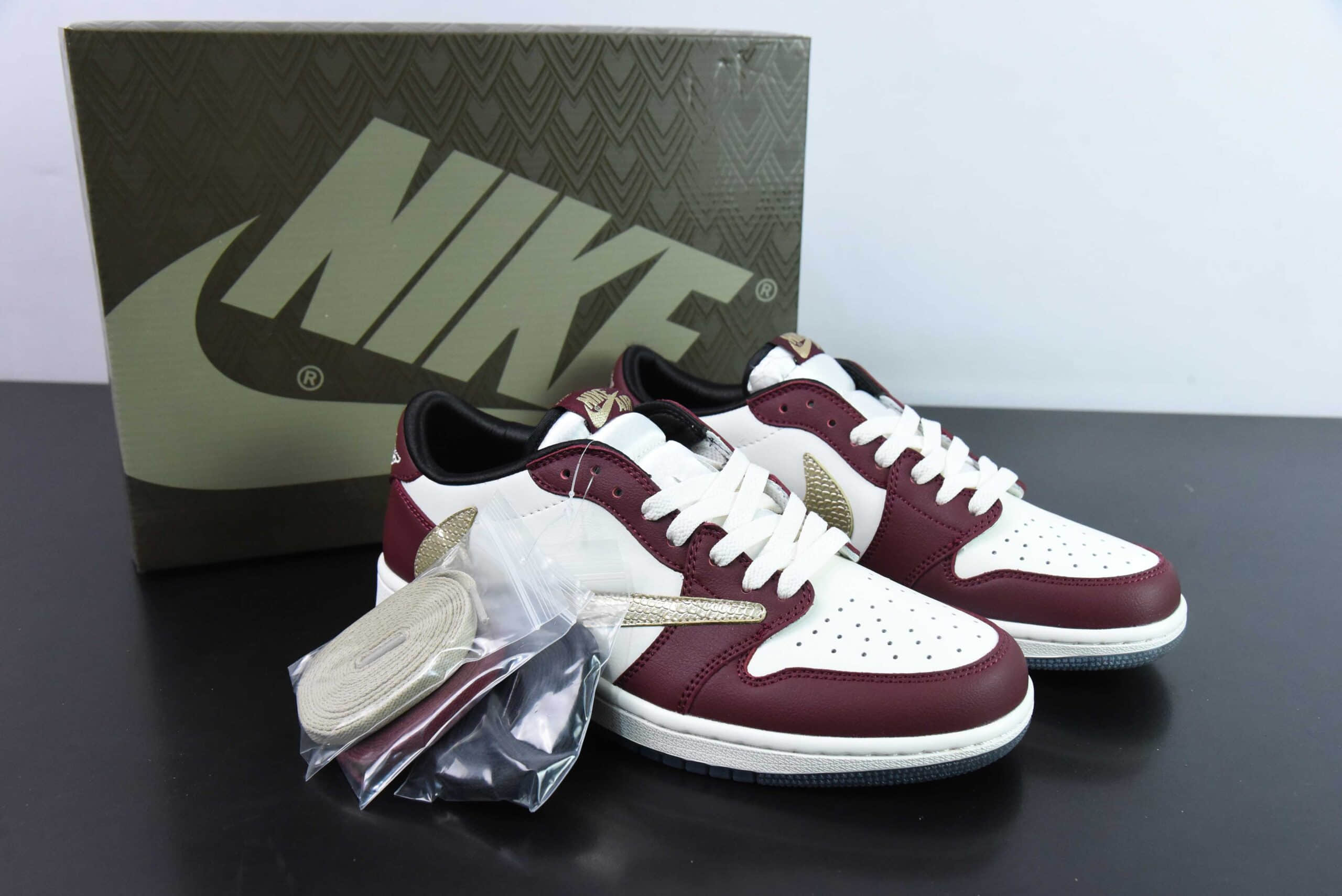 乔丹Air Jordan Travis Scott x Air Jordan 1 Low OG Reverse Mocha TS联名龙年限定红金倒钩低帮复古篮球鞋纯原版本 货号：FJ5735-100