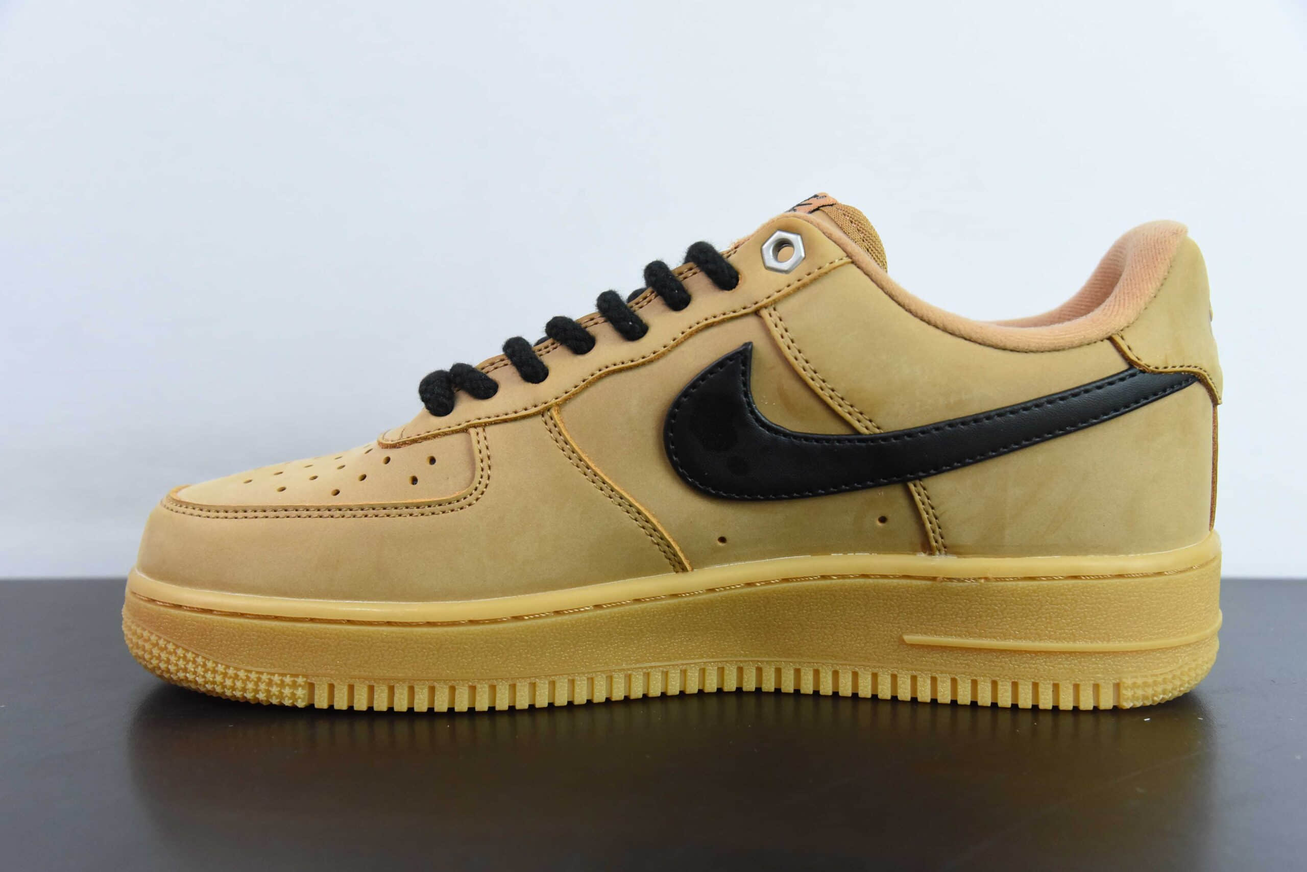 耐克Nike Air Force 1'07 Low 麦色黑勾子空军一号低帮板鞋纯原版本 货号：FZ7372-200