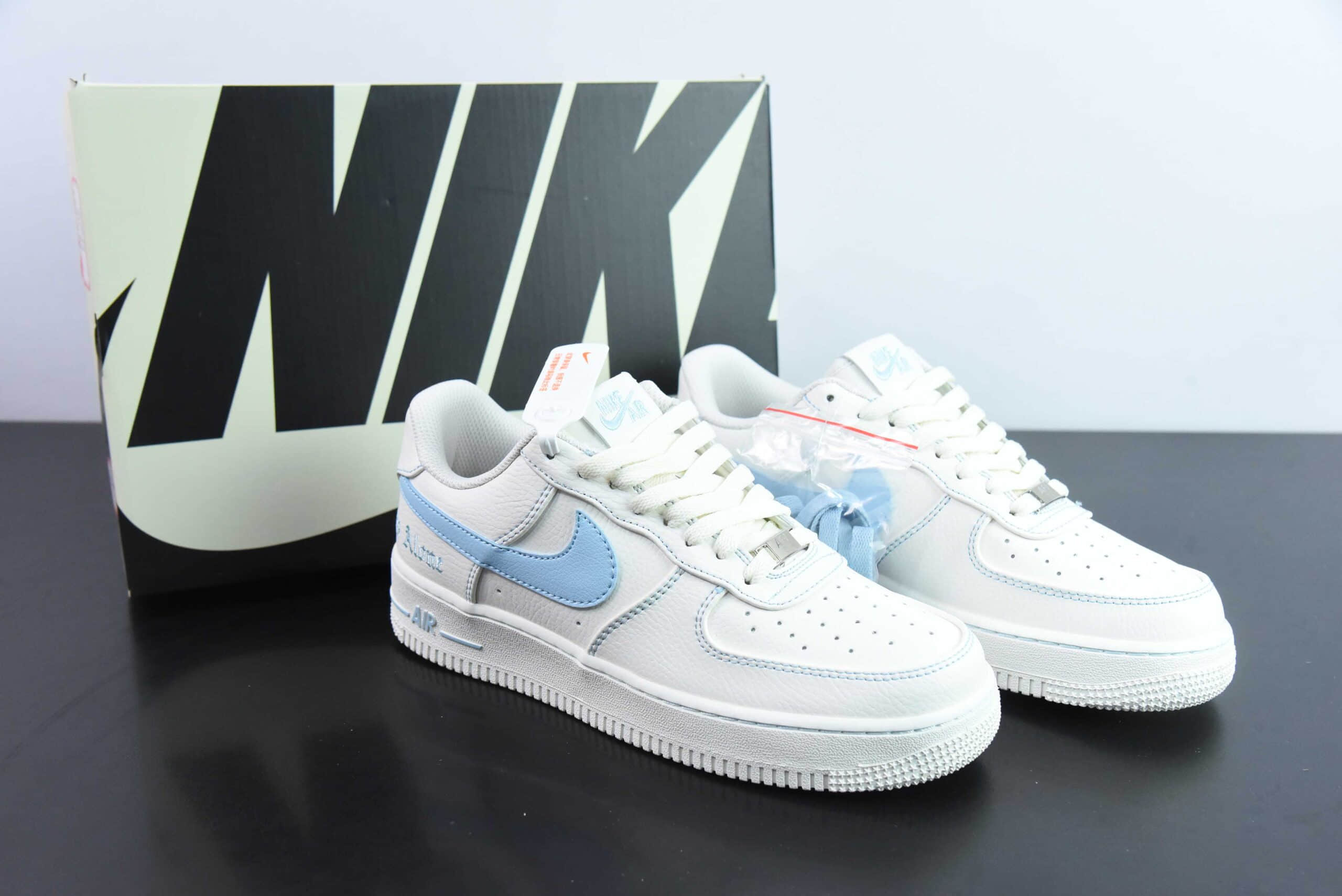 耐克Nike VLONE x Nike Air Force 1 '07 LV8 LowWhiteKhaki白蓝低帮空军一号休闲板鞋纯原版本 货号：AA5360-008 