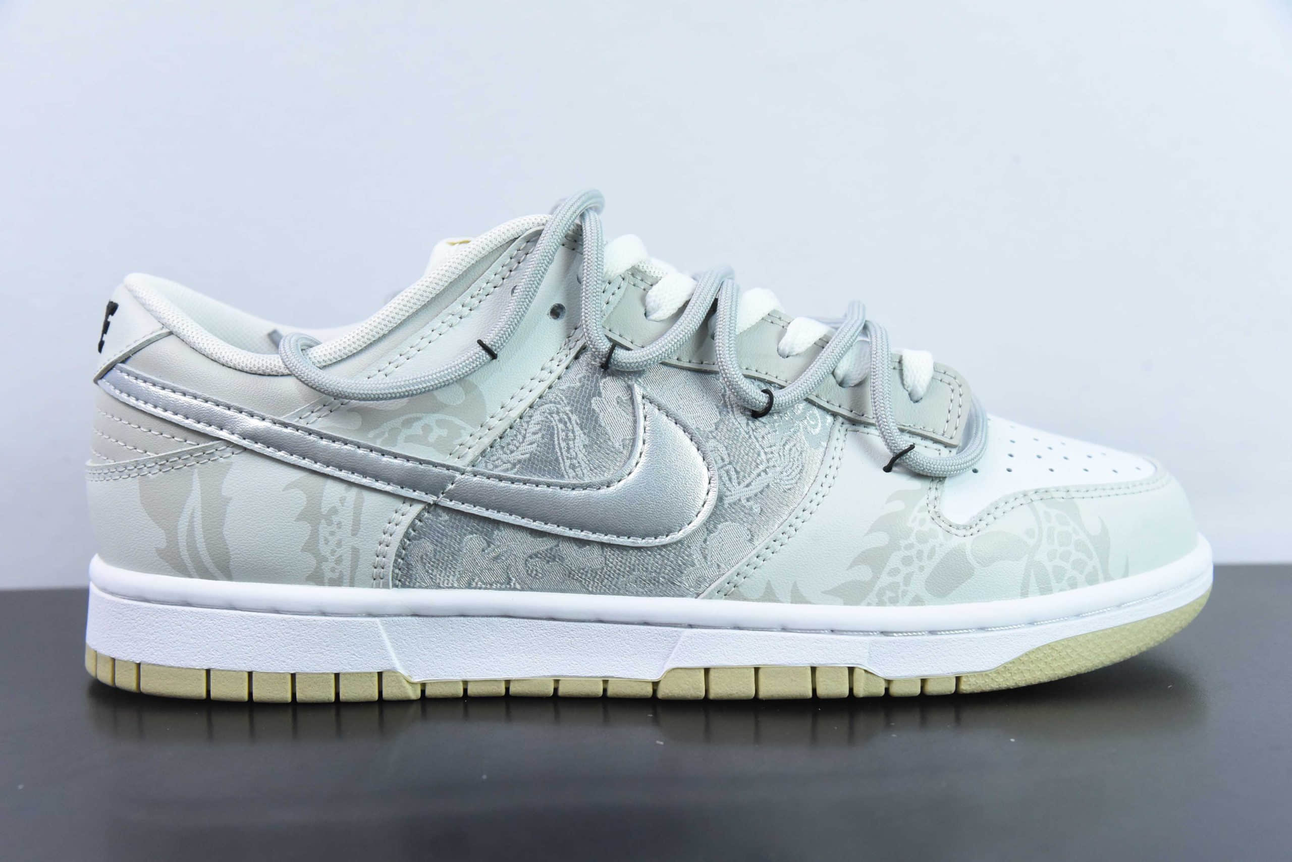 耐克Nike Dunk Low 龙年限定玲珑银灰SB低帮休闲滑板鞋纯原版本 货号：DV0833-100  