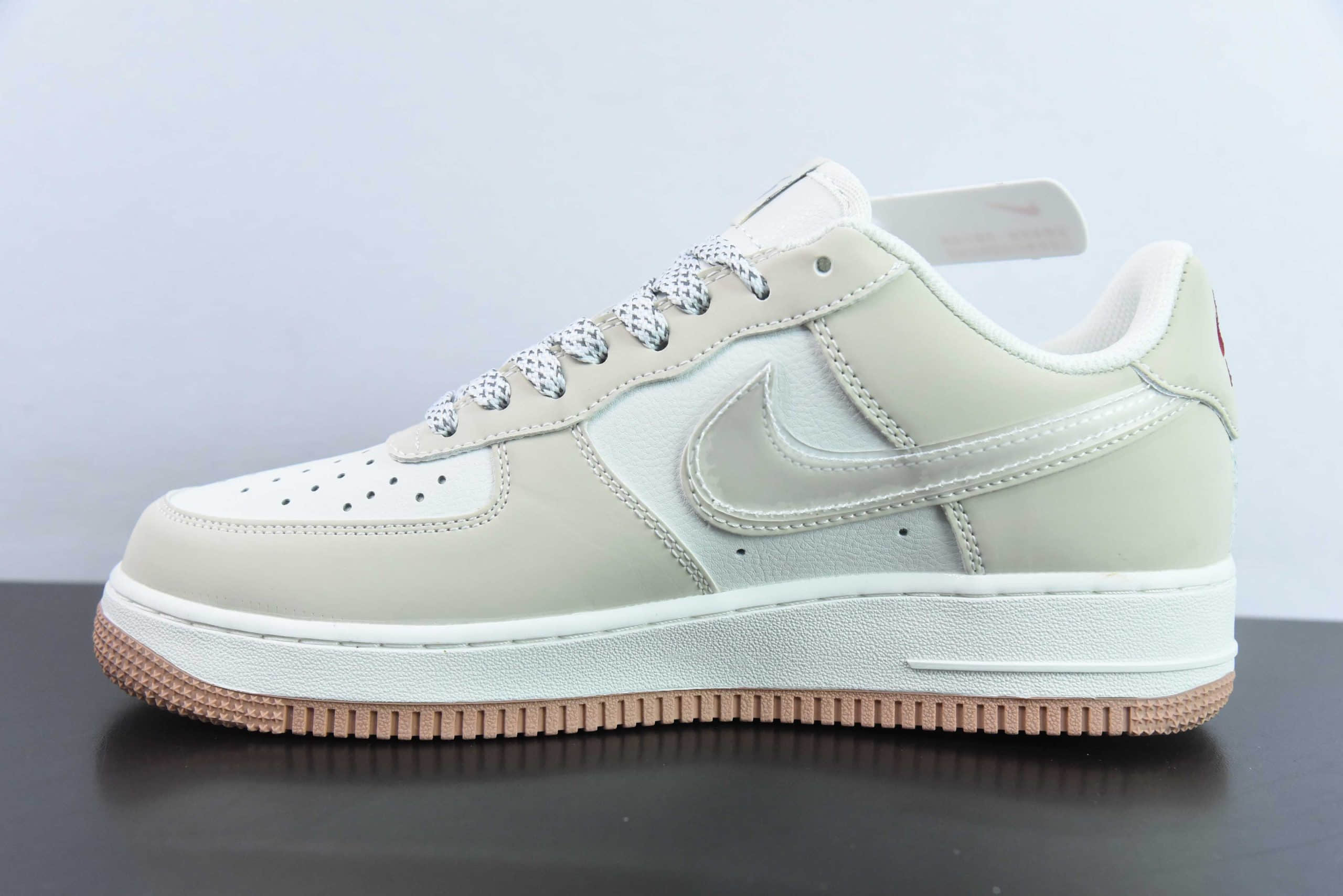 耐克Nike Air Force 1'07 Low 联名定制款卡其灰三勾空军一号低帮休闲板鞋纯原版本 货号：AC-639811