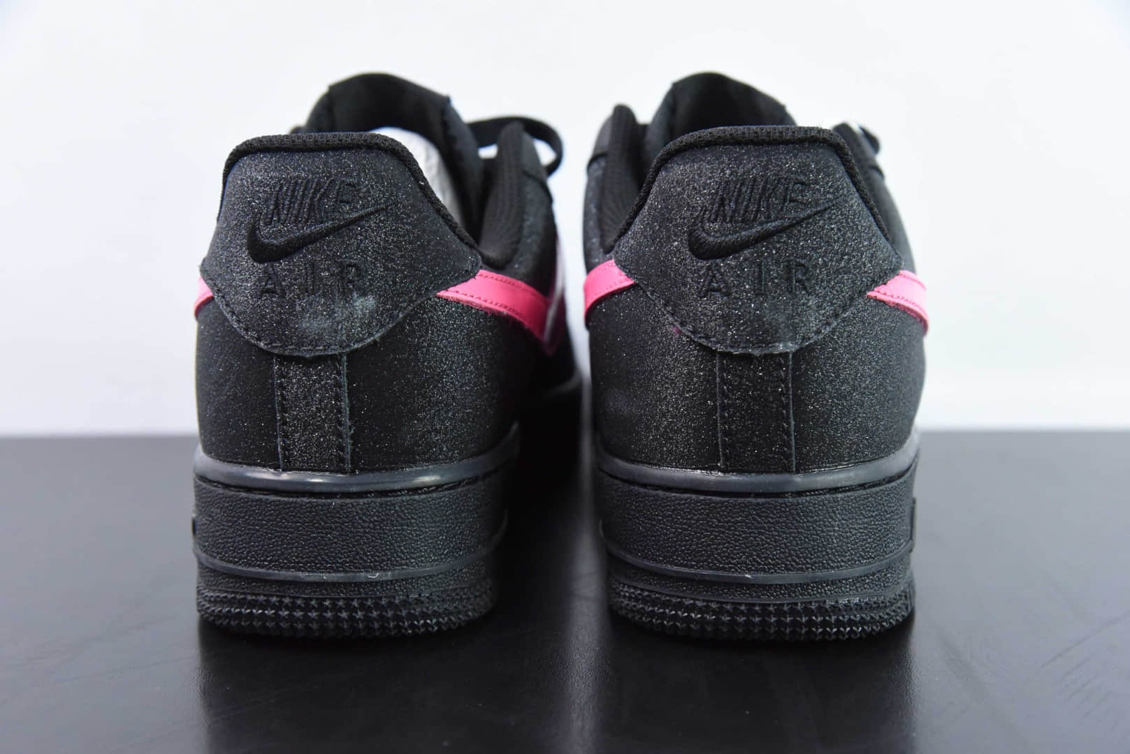 耐克Nike Air Force 1'07 Low 黑色星空黑粉满天星空军一号低帮休闲板鞋纯原版本 货号：CW2288-015 