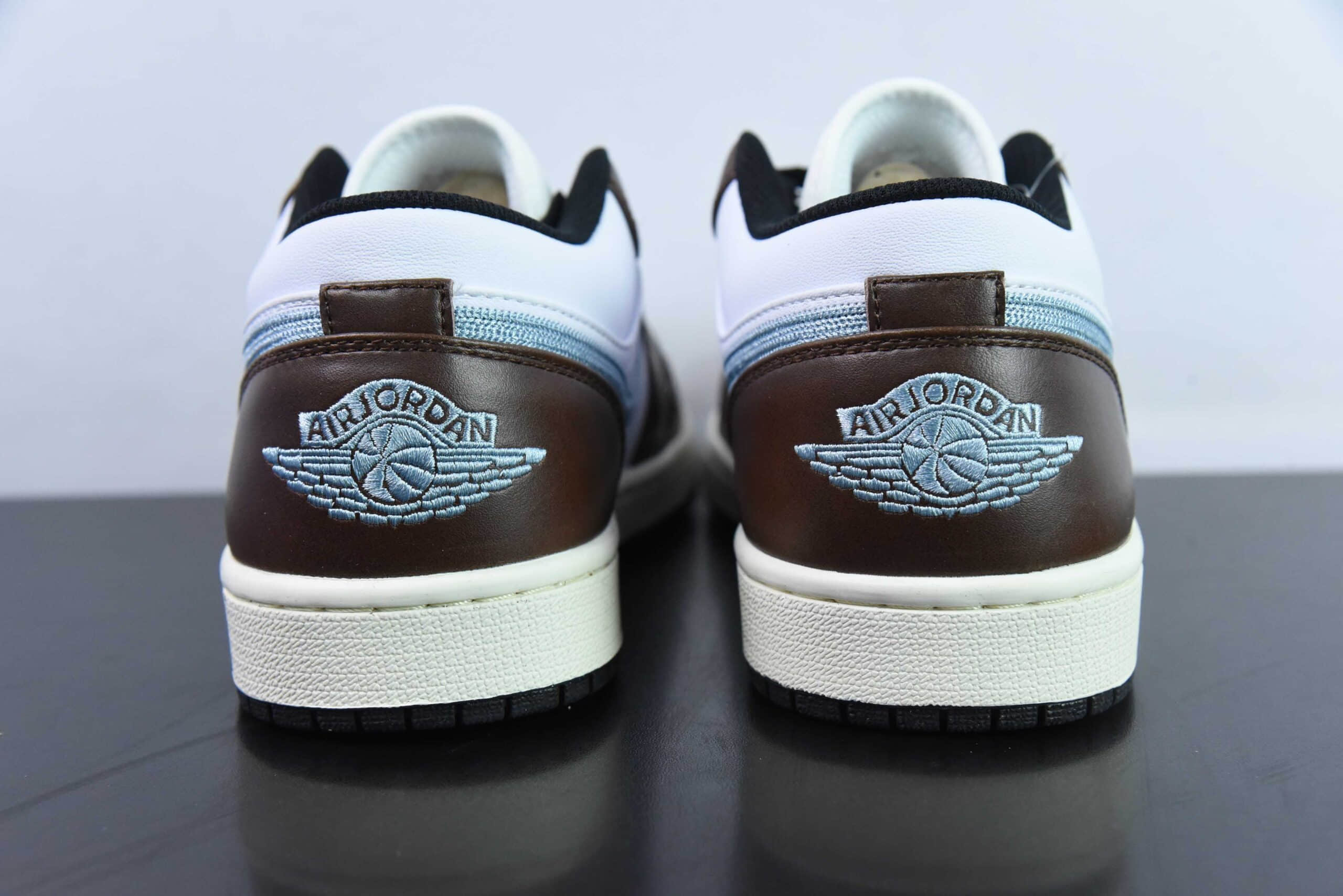 乔丹Air Jordan 1 Low GS”Mocha Blue Gray”AJ1“白棕摩卡棕牛仔刺绣低帮经典复古文化休闲运动篮球鞋纯原版本 货号：FQ7832-142