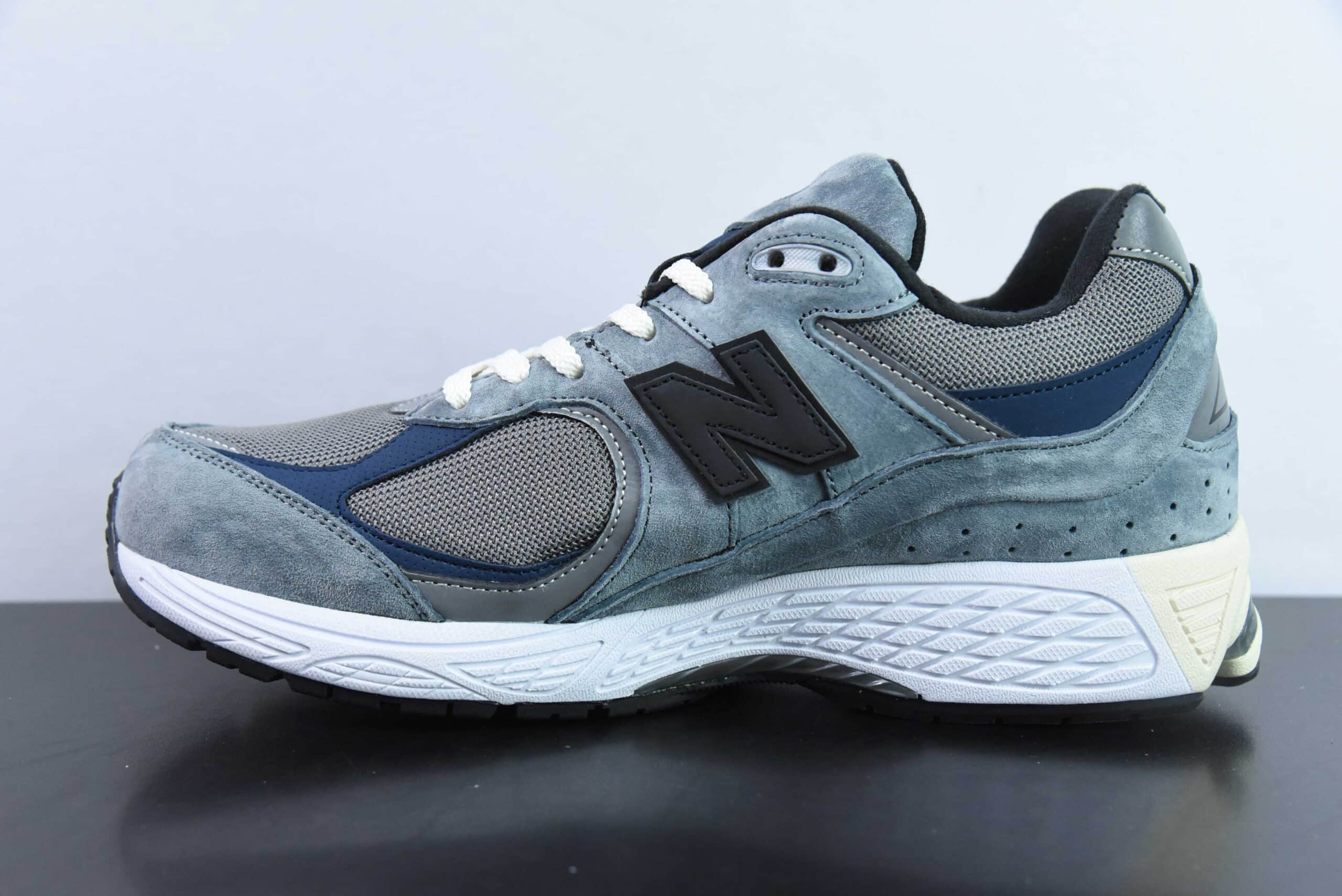 新百伦New Balance 2002灰蓝黑复古休闲跑步鞋纯原版本 货号：M2002RU2