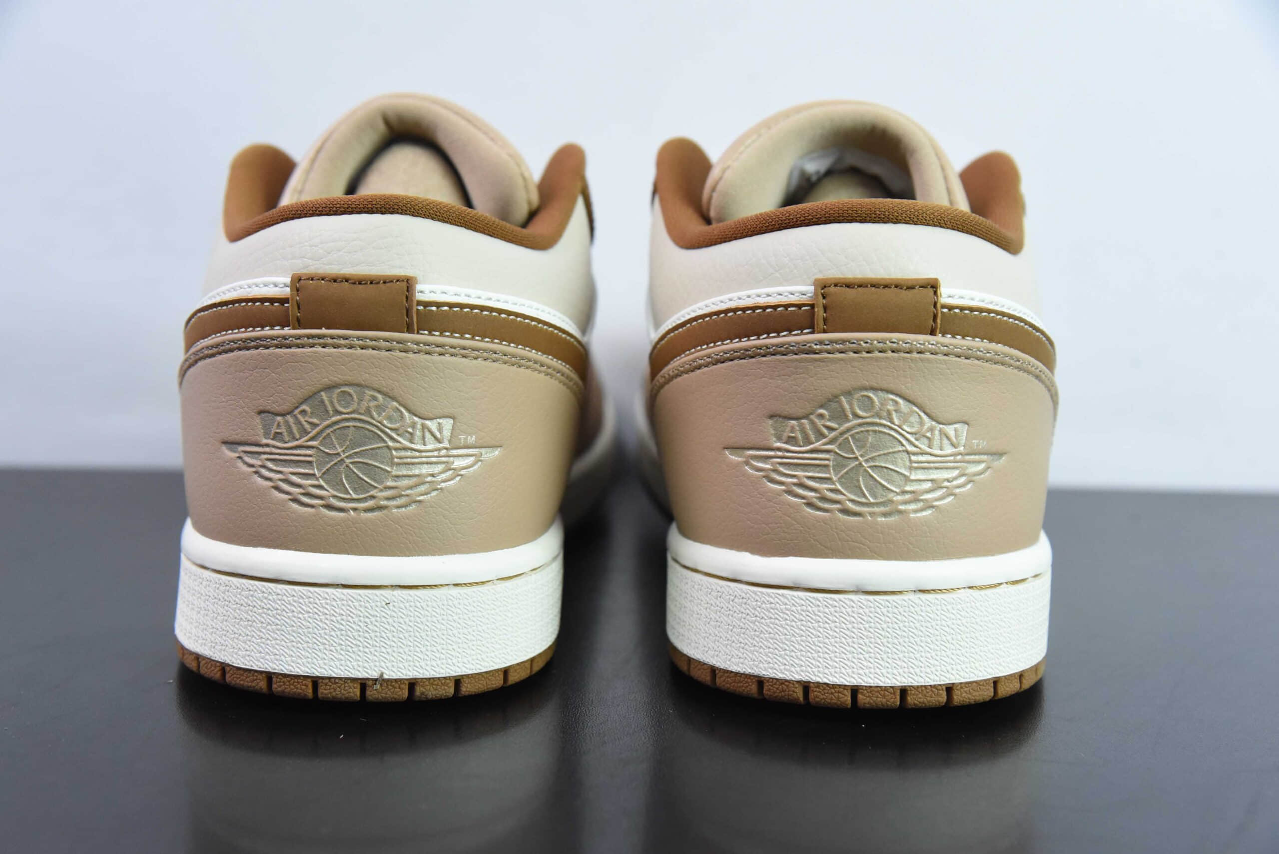 乔丹Air Jordan 1 Low AJ1布洛克棕脚趾低帮休闲板鞋纯原版本 货号：HF5753-221