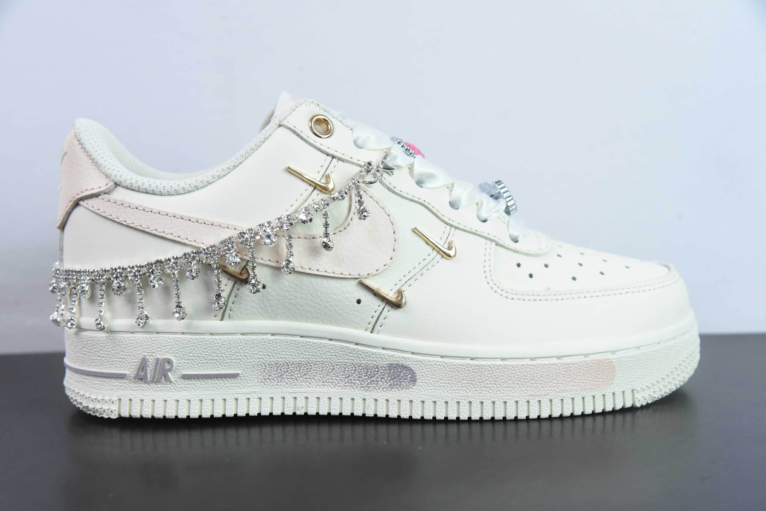 耐克Nike Air Force 1'07 Low 浪漫邂逅粉紫配色空军一号低帮休闲板鞋纯原版本 货号：FV1122-333