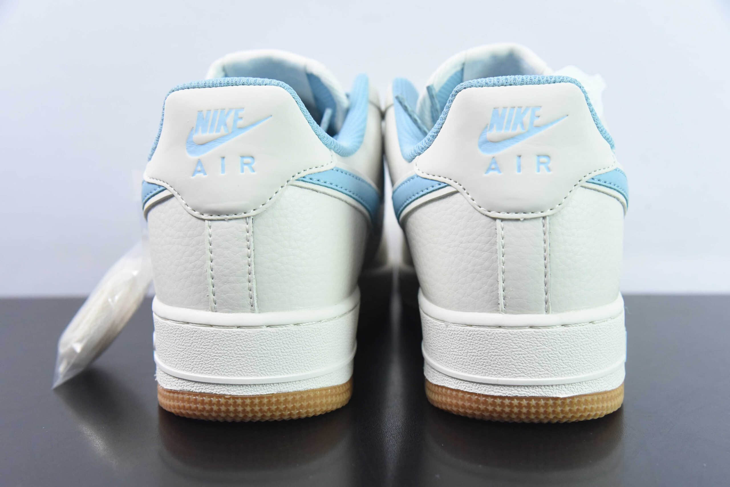 耐克NIke Air Force 1 '07 Low “米白浅蓝满天星”空军一号低帮运动鞋纯原版本 货号：HD1689-108
