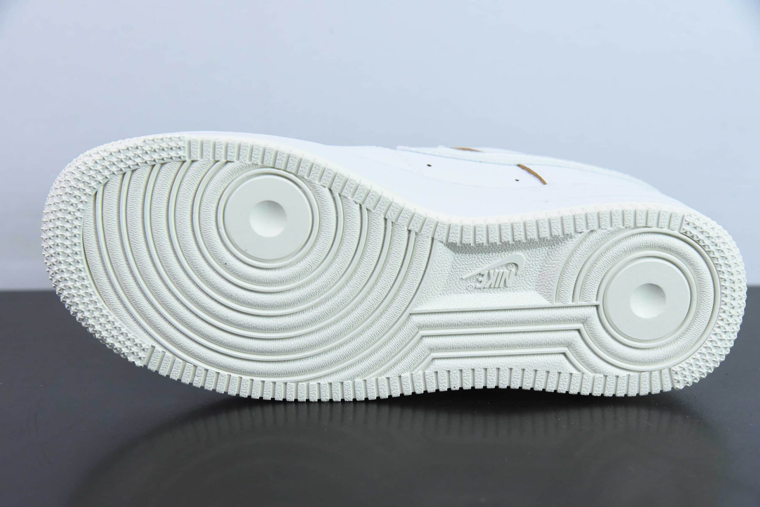 耐克Nike Air Force 1 Low 麻棕蓝红鸳鸯空军一号低帮运动休闲板鞋纯原版本 货号：HF5716-111 