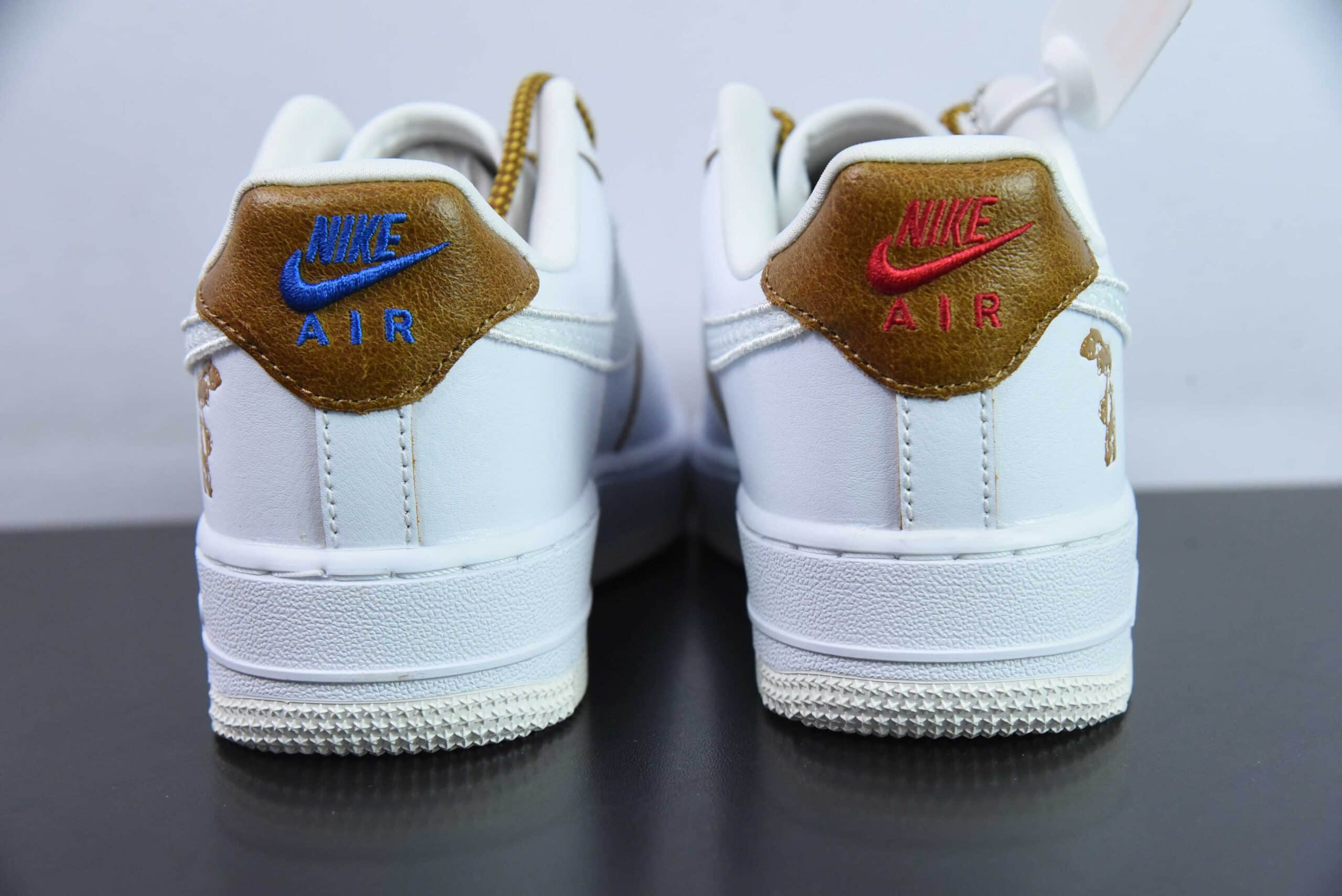 耐克Nike Air Force 1 Low 麻棕蓝红鸳鸯空军一号低帮运动休闲板鞋纯原版本 货号：HF5716-111 