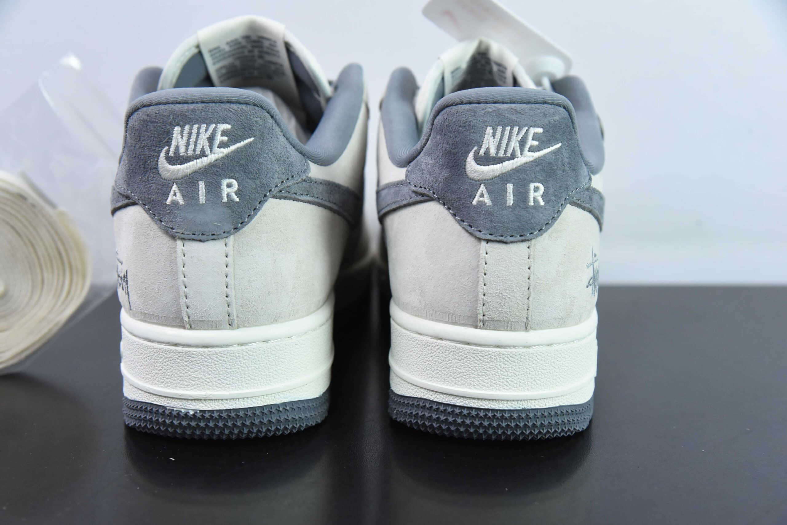 耐克NIke Air Force 1 '07 Low 斯图西联名米银灰猪八空军一号低帮休闲板鞋纯原版本 货号：HD1968-013