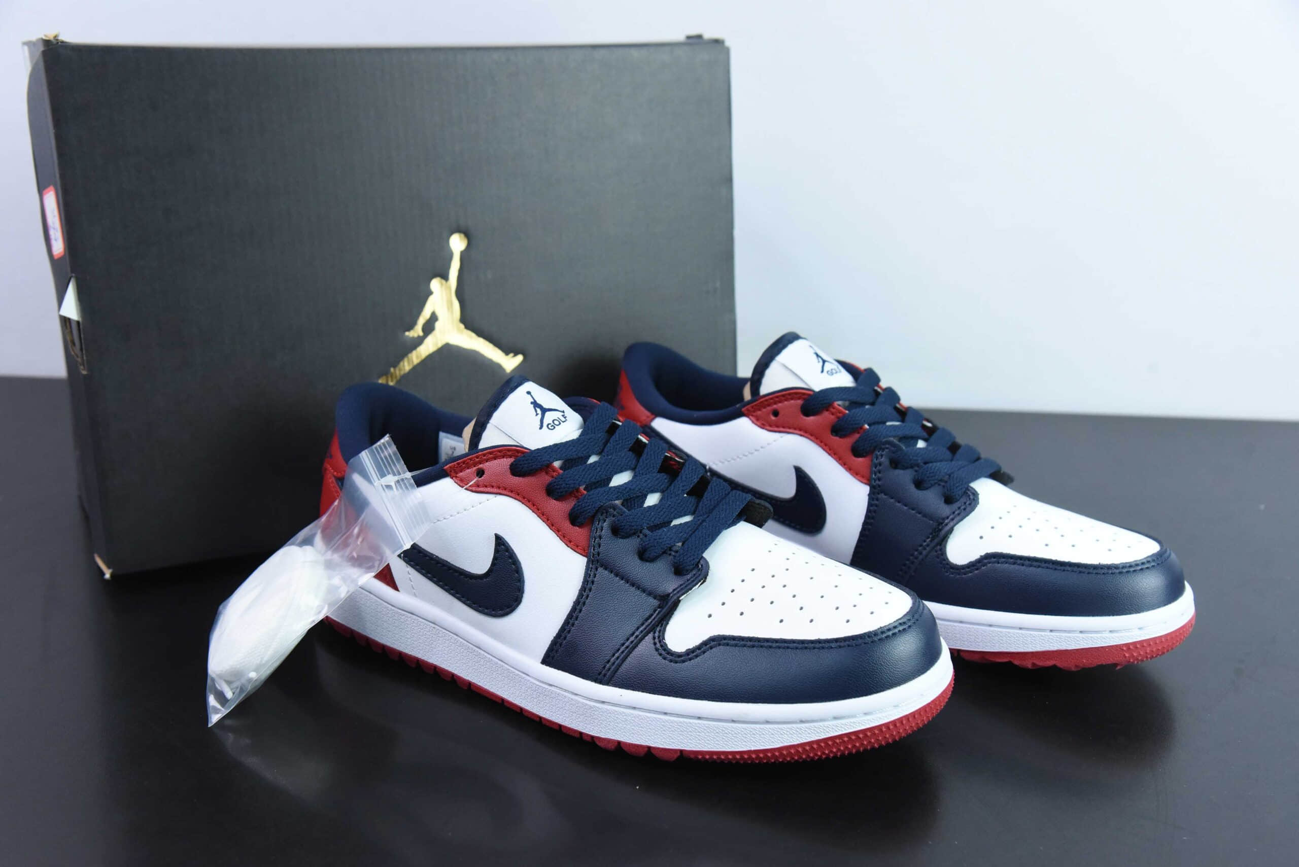乔丹Air Jordan 1 Low Golf AJ1 乔1全新高尔夫版红白蓝脚趾低帮篮球鞋纯原版本 货号：DD9315-113 