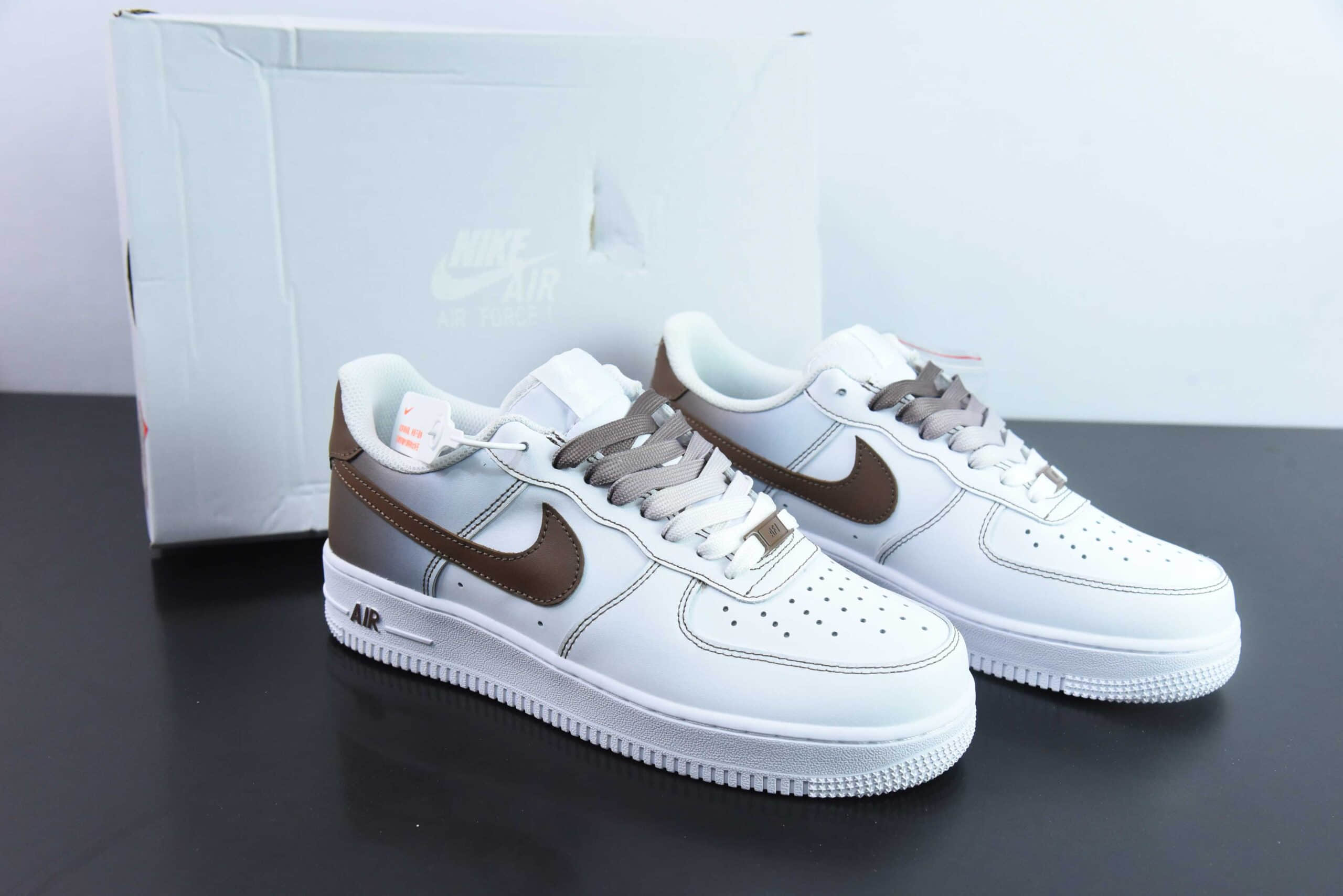 耐克Nike Air Force 1'07 Low 官方爆款定制二次元主题渐变褐勾空军一号低帮休闲板鞋纯原版本 货号：FN0366-103