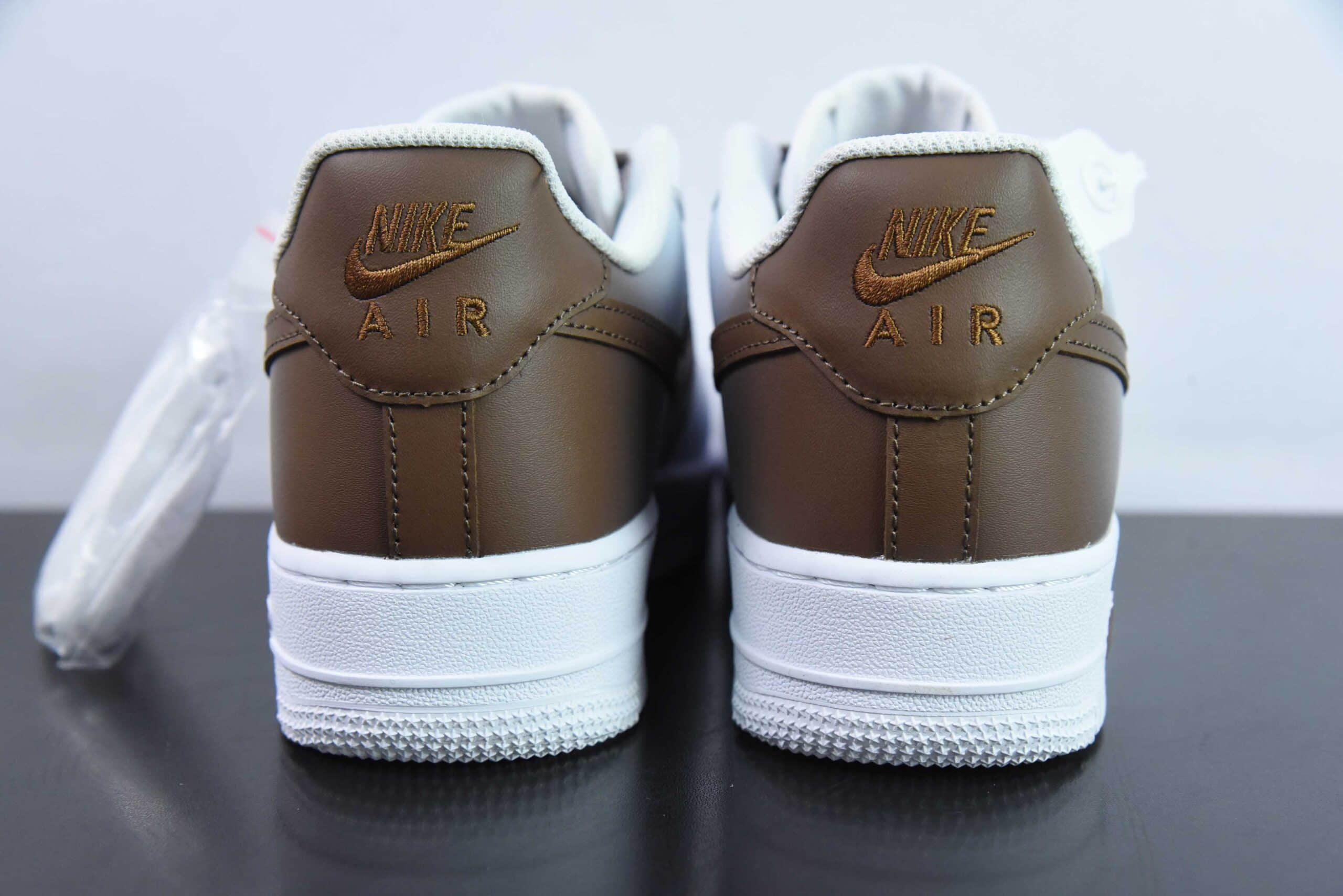 耐克Nike Air Force 1'07 Low 官方爆款定制二次元主题渐变褐勾空军一号低帮休闲板鞋纯原版本 货号：FN0366-103