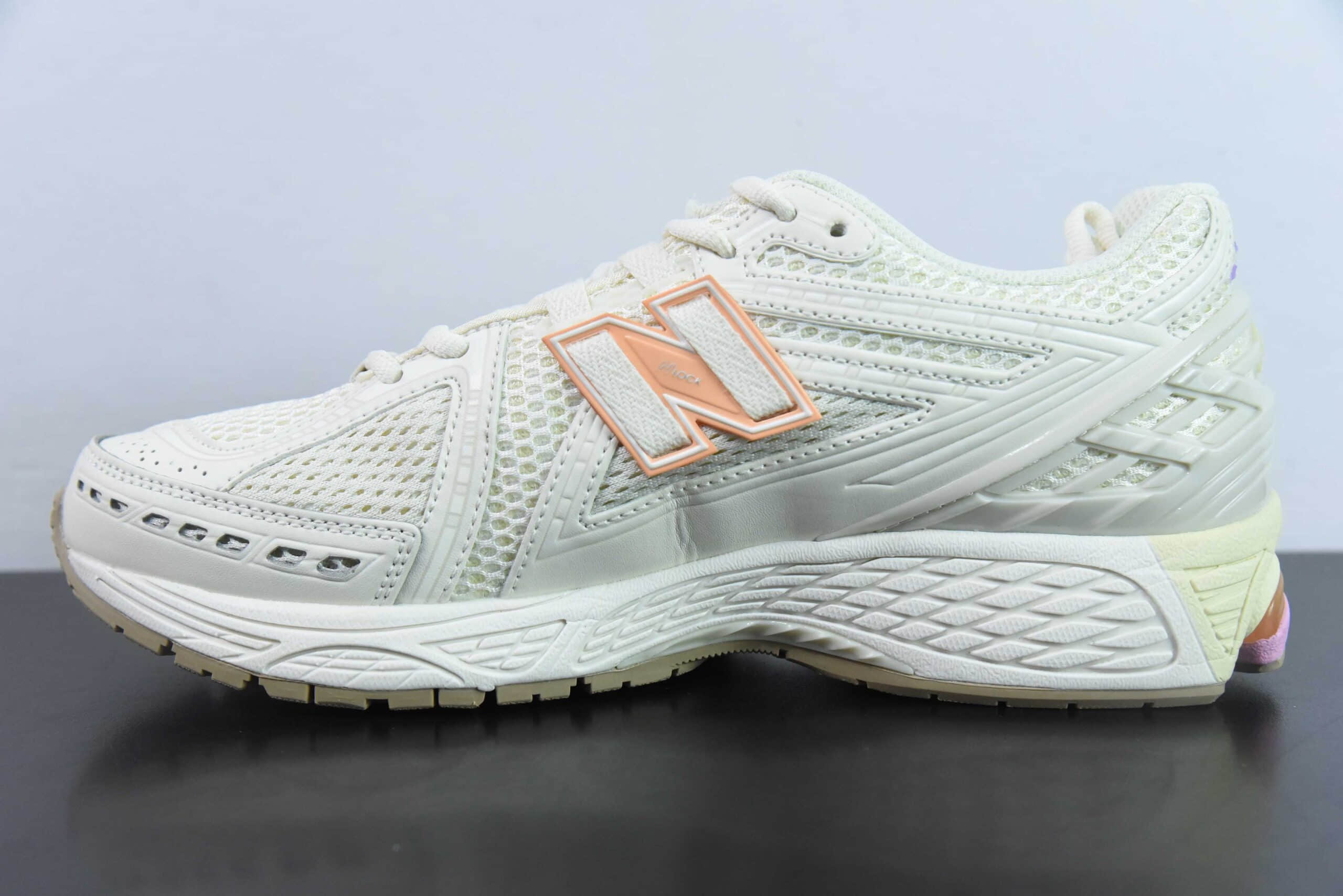 新百伦New Balance 1906系列米白淡黄蓝粉复古老爹风休闲运动慢跑鞋纯原版本 货号：M1906RBP