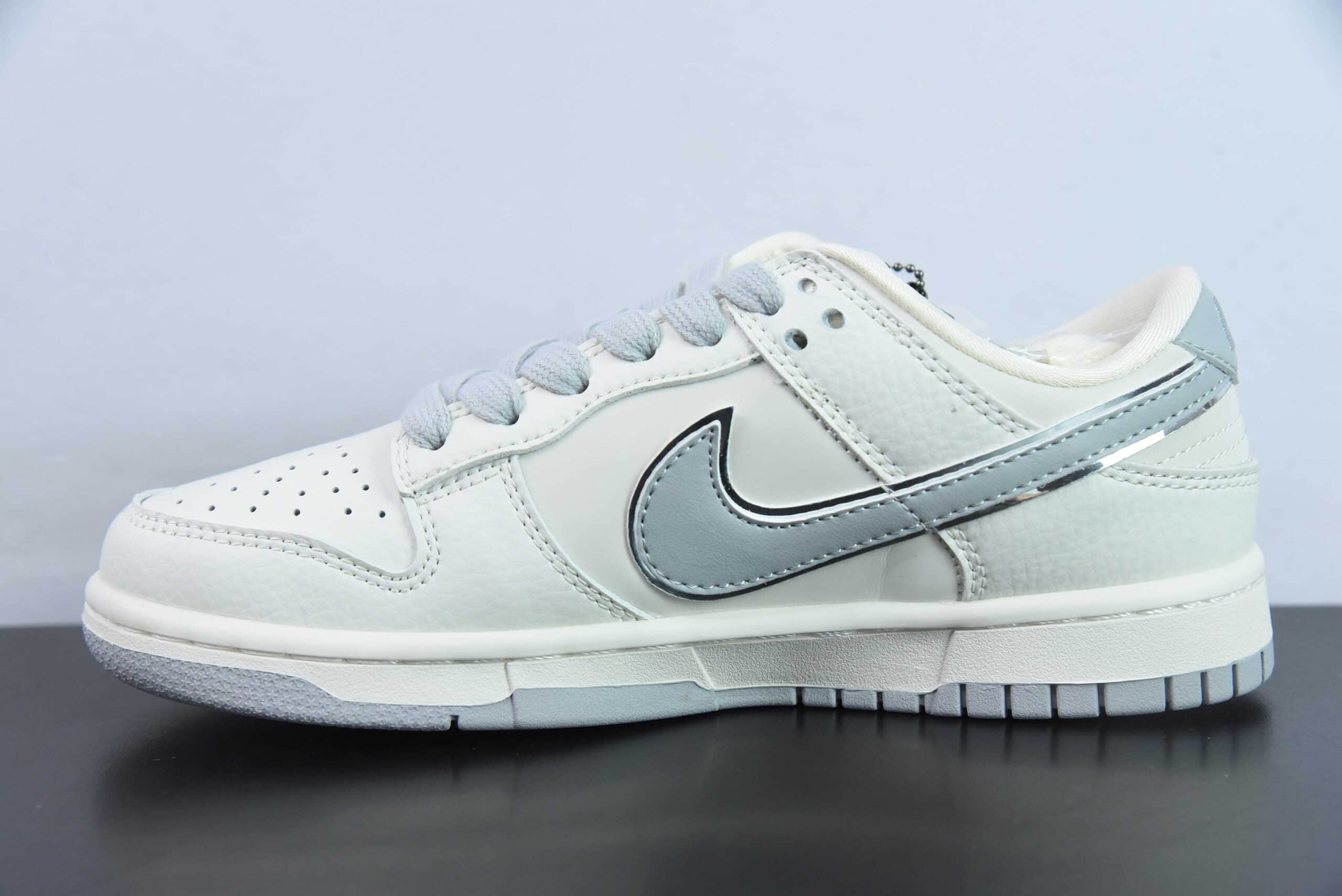 耐克Nike SB Dunk Low 白灰银LV联名SB低帮休闲滑板鞋纯原版本 货号：DQ1098-355