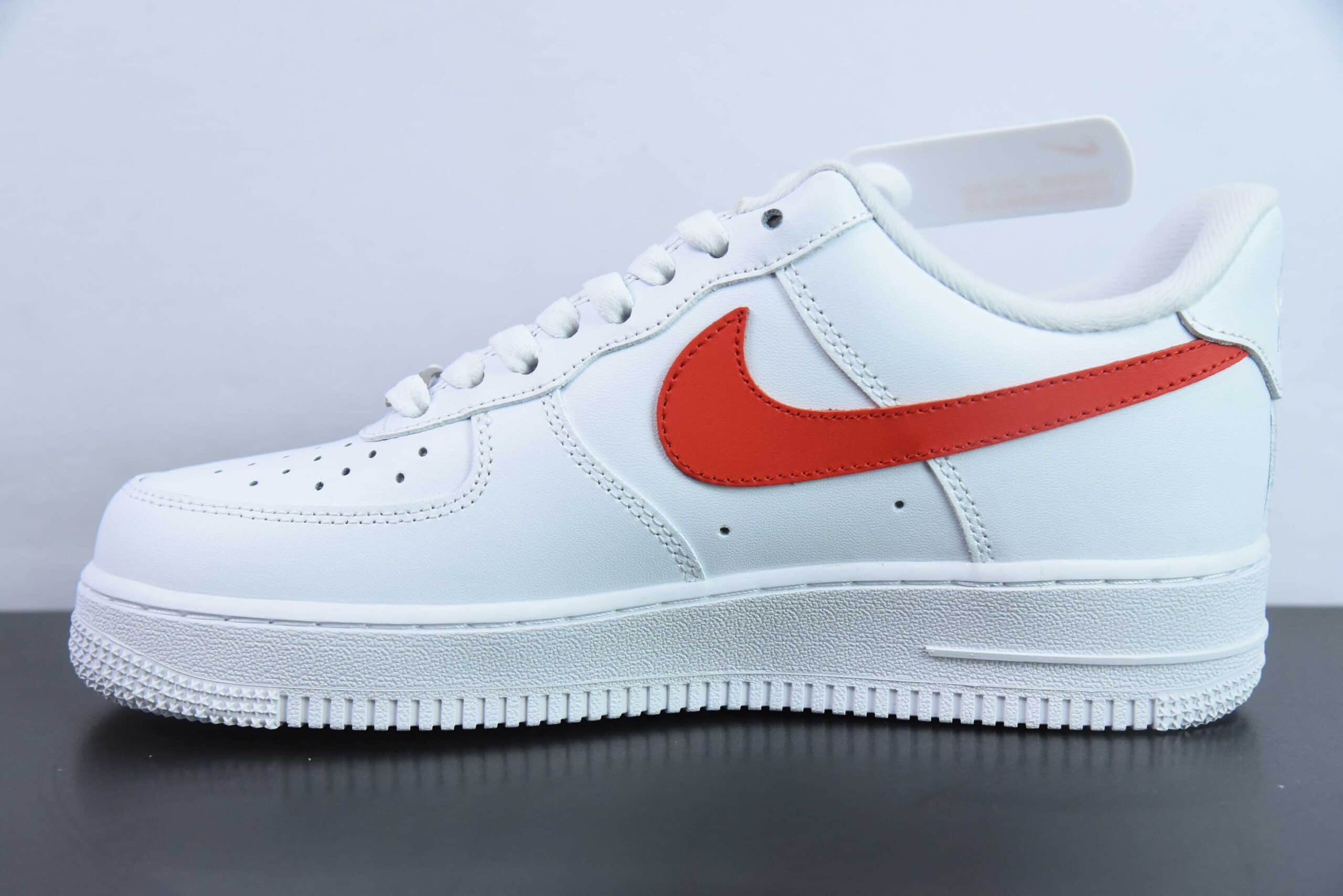 耐克Nike Supreme x Nk Air Force 1'07 Low 白红联名空军一号低帮休闲板鞋纯原版本 货号：CU9225-101