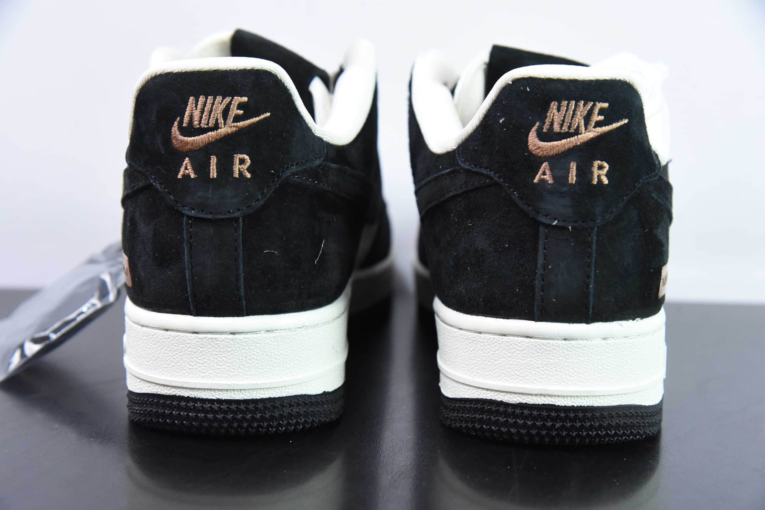 耐克Nike Air Force 1'07 Low LV联名米黑猪八空军一号低帮休闲板鞋纯原版本 货号：HD1968-010 