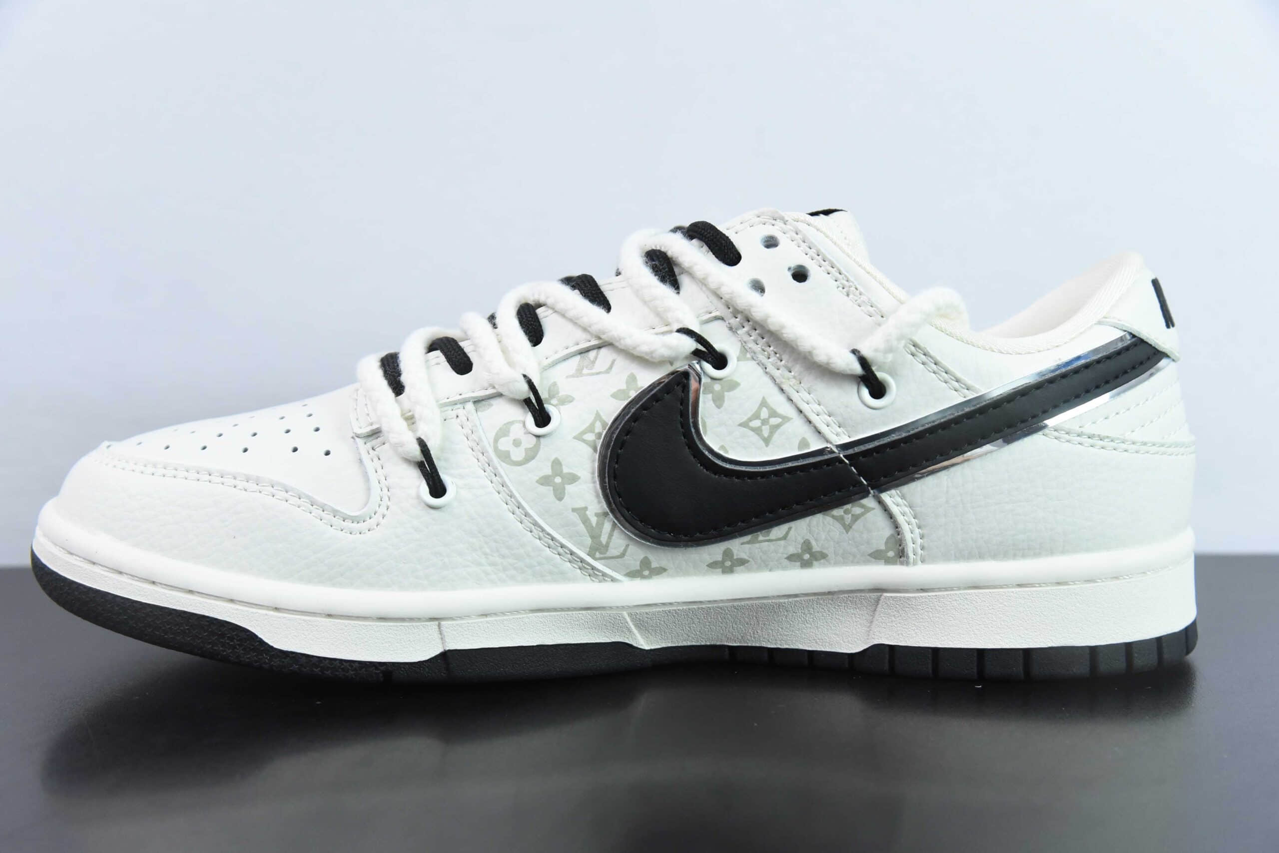 耐克Nike SB Dunk Low LV联名米白黑印花周年高端定制低帮休闲板鞋纯原版本 货号：SJ2068-243