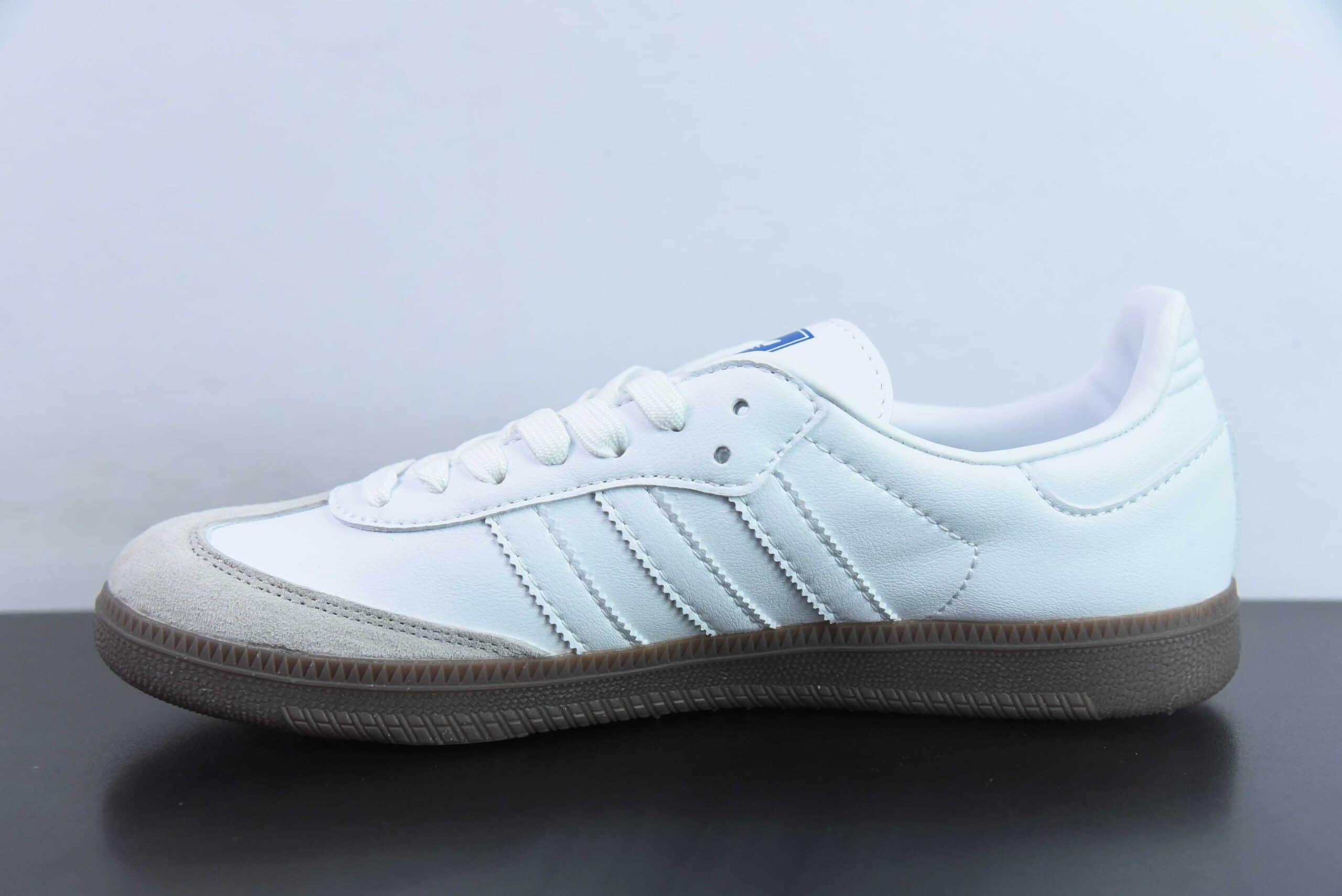 阿迪达斯Adidas Originals Samba OGWhite Gum “皮革白灰生胶底”桑巴舞软皮版系列绅士德训足球风百搭低帮休闲运动板鞋纯原版本 货号：IE3439