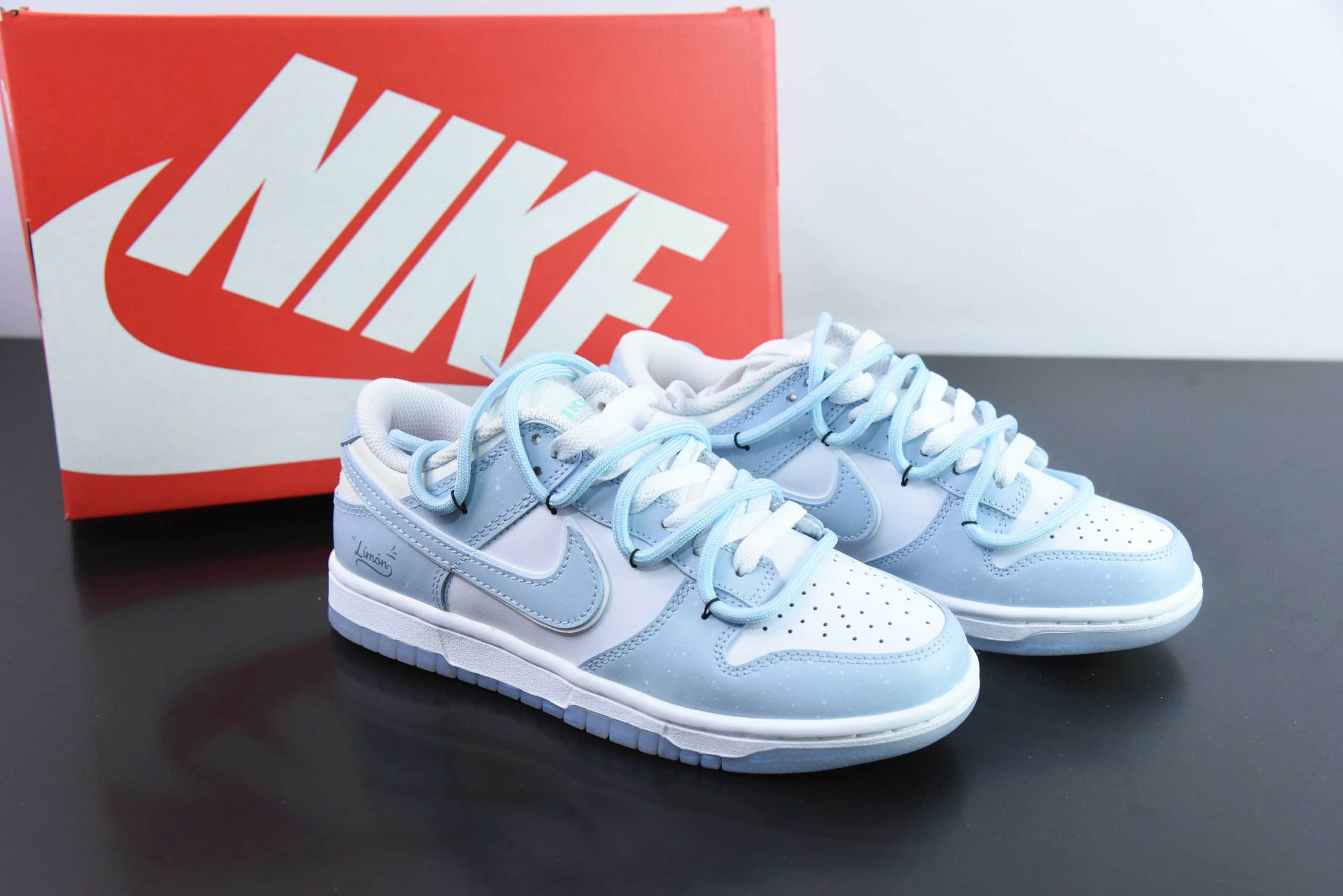 耐克Nike SB Dunk Low 海盐青柠简约天蓝解构抽绳鞋带SB低帮休闲滑板鞋纯原版本 货号： FJ7743-194 
