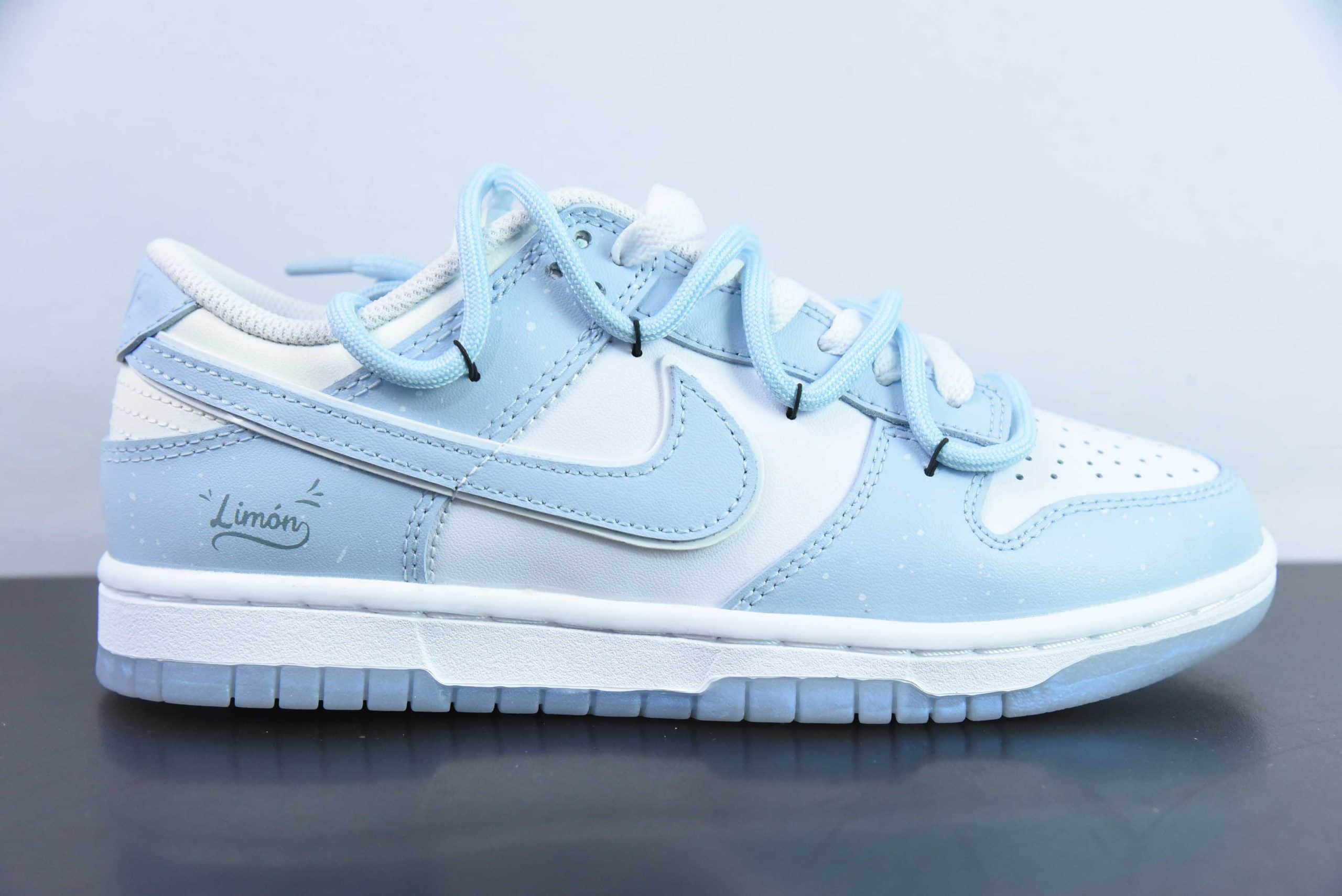 耐克Nike SB Dunk Low 海盐青柠简约天蓝解构抽绳鞋带SB低帮休闲滑板鞋纯原版本 货号： FJ7743-194 