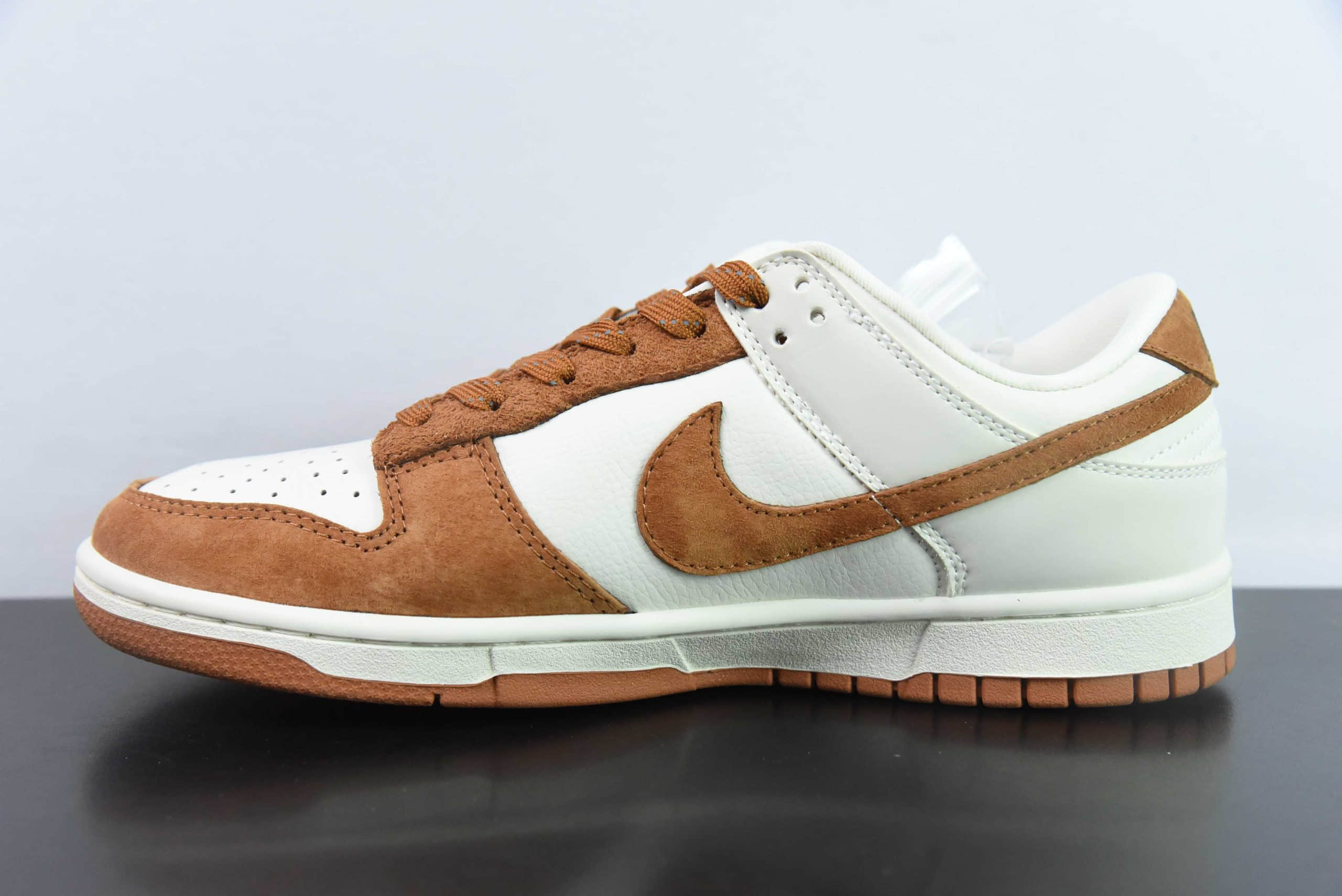 耐克Nike Dunk Low x Fragment闪电藤原浩米白棕拼色SB低帮休闲板鞋纯原版本 货号：XD6188-031 