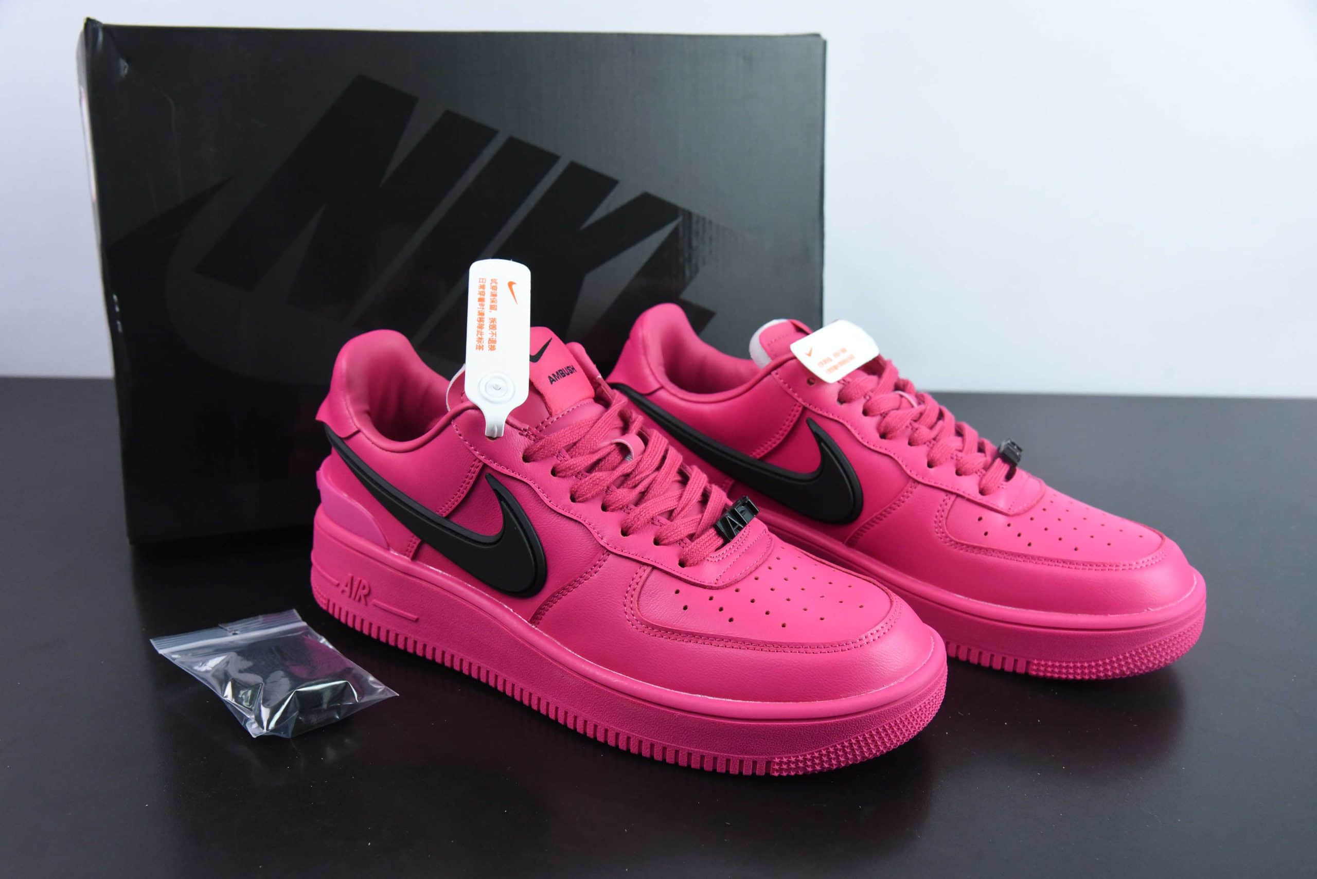 耐克Nike AMBUSH x NK Air Force 1 Low 粉黑大勾空军一号休闲运动板鞋纯原版本 货号：DV3464-200