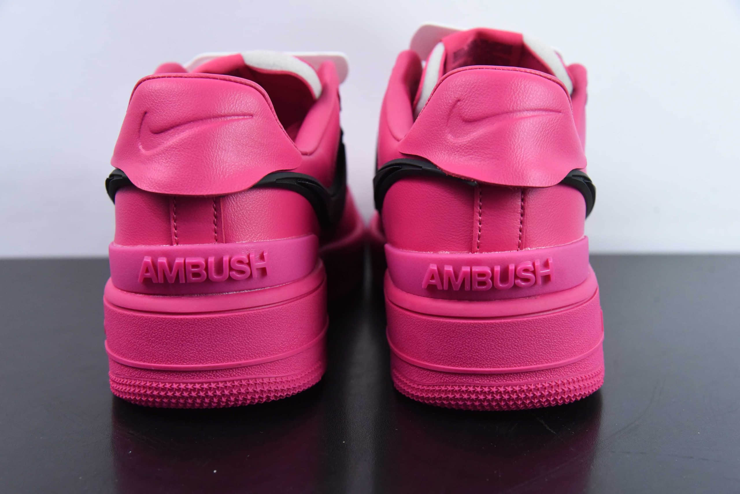 耐克Nike AMBUSH x NK Air Force 1 Low 粉黑大勾空军一号休闲运动板鞋纯原版本 货号：DV3464-200