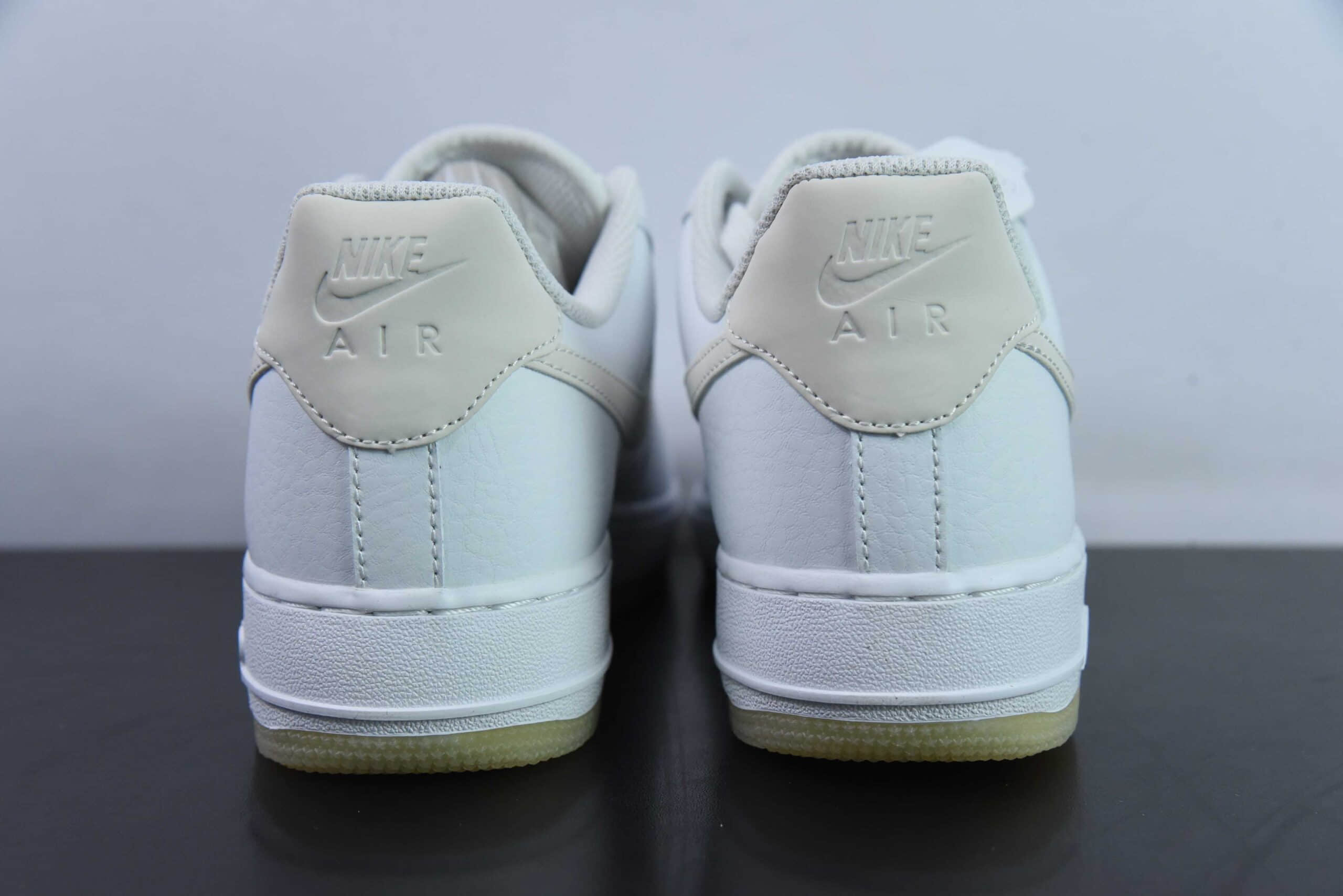 耐克Nike Air Force 1 Low ’07 白灰夜光空军一号低帮休闲板鞋纯原版本 货号：AO2132-101 