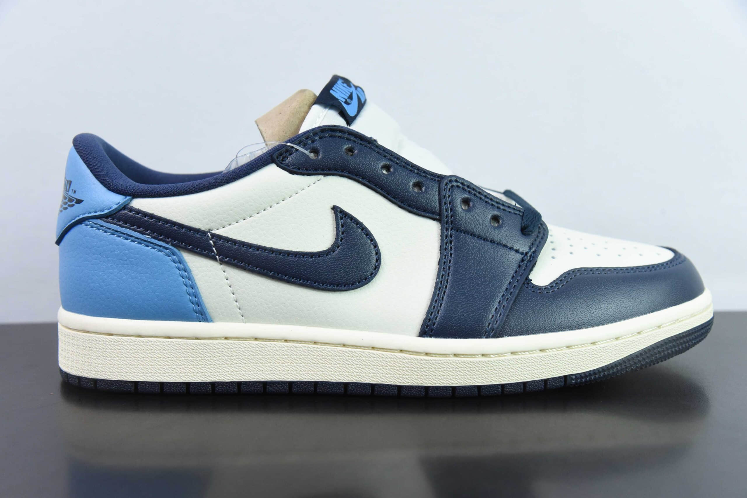 乔丹Air Jordan 1 LowBrown MochaAJ1蓝白黑曜石低帮经典复古文化休闲运动篮球鞋纯原版本 货号：CZ0790-400
