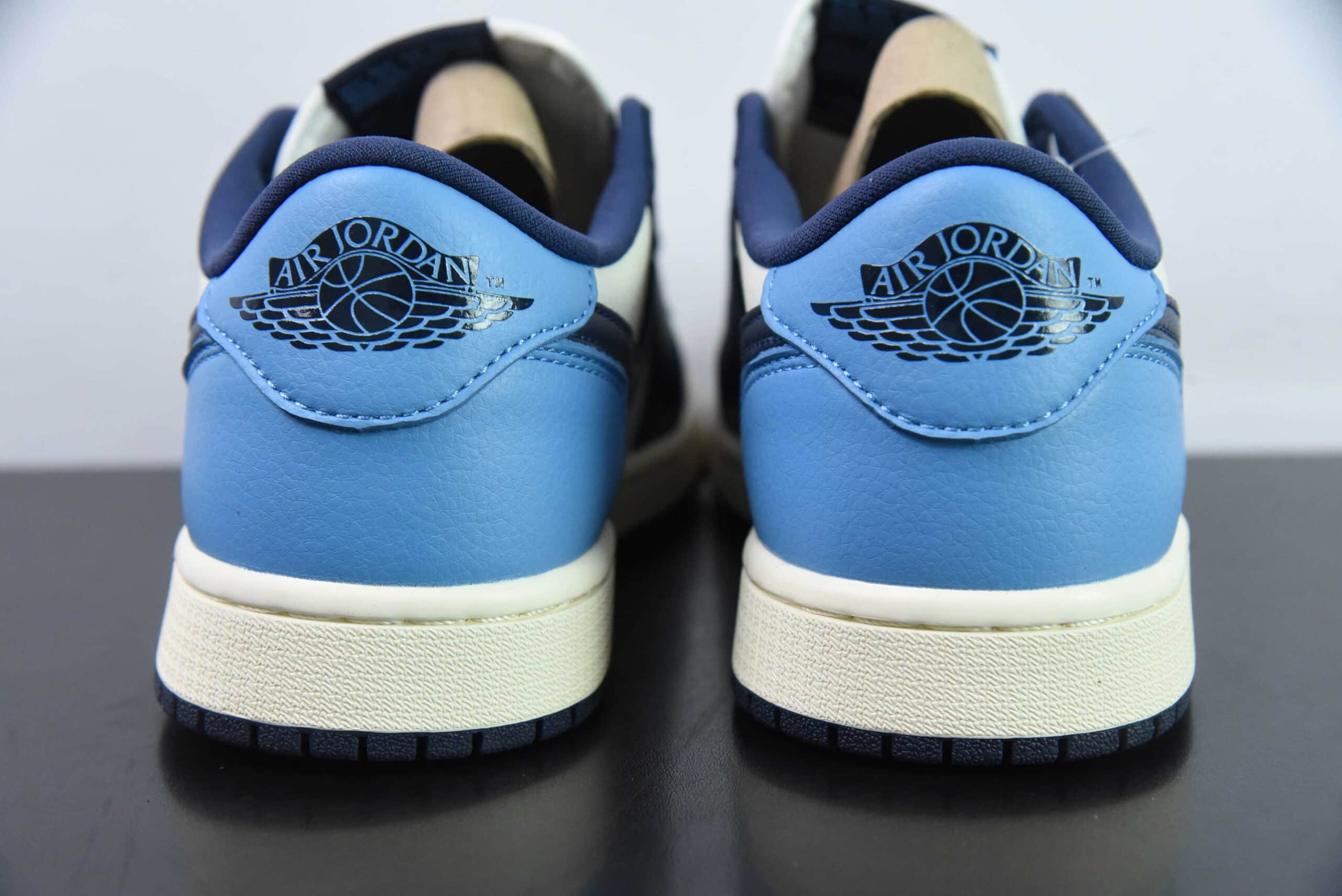 乔丹Air Jordan 1 LowBrown MochaAJ1蓝白黑曜石低帮经典复古文化休闲运动篮球鞋纯原版本 货号：CZ0790-400