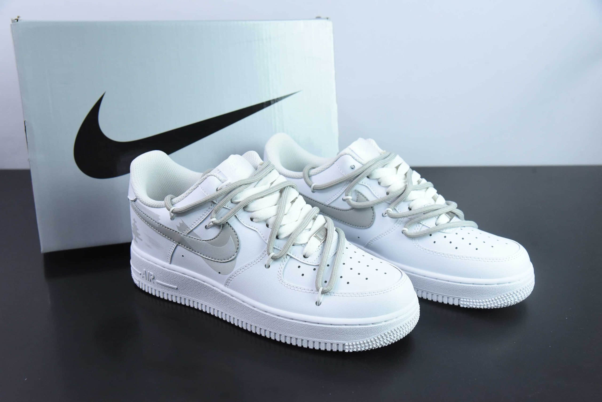 耐克Nike Air Force 1'07 Low二次元主题喷绘双勾空军一号绑带低帮休闲板鞋纯原版本 货号： ZH0316-016 