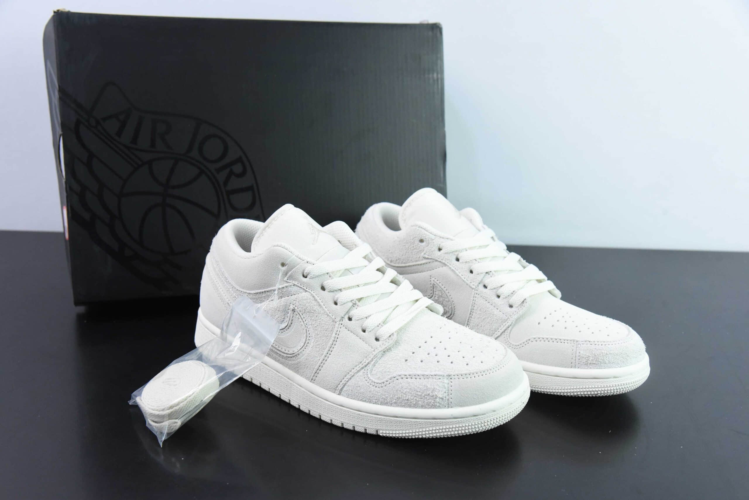 乔丹Air Jordan 1 Low AJ1大地灰低帮文化休闲板鞋纯原版本 货号：FQ3055-100 
