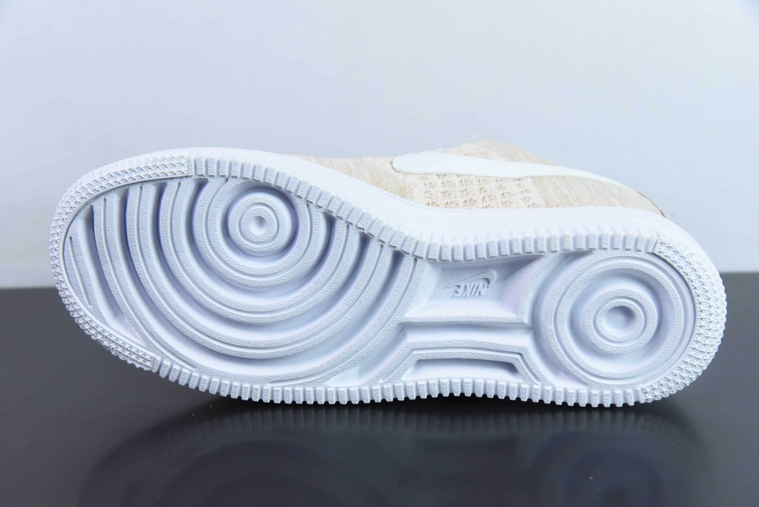 耐克Nike Air Force 1 Low 07 Flyknit 2.0藕粉白空军一号低帮休闲板鞋纯原版本 货号：CI0051-200 