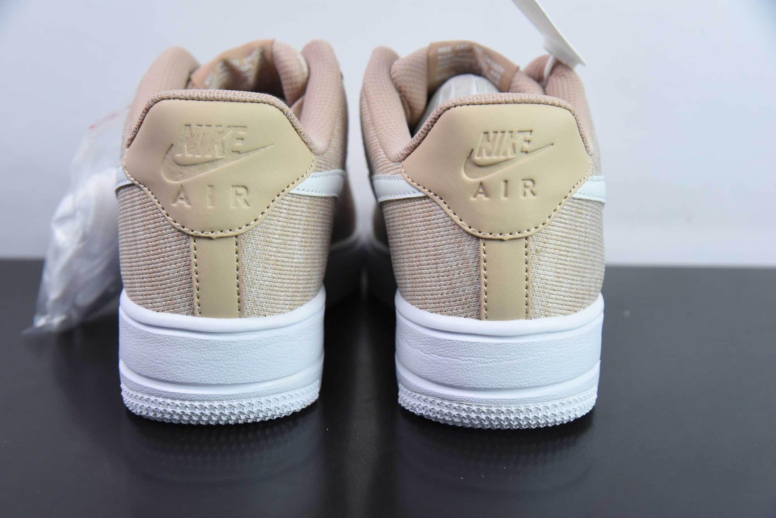 耐克Nike Air Force 1 Low 07 Flyknit 2.0藕粉白空军一号低帮休闲板鞋纯原版本 货号：CI0051-200 