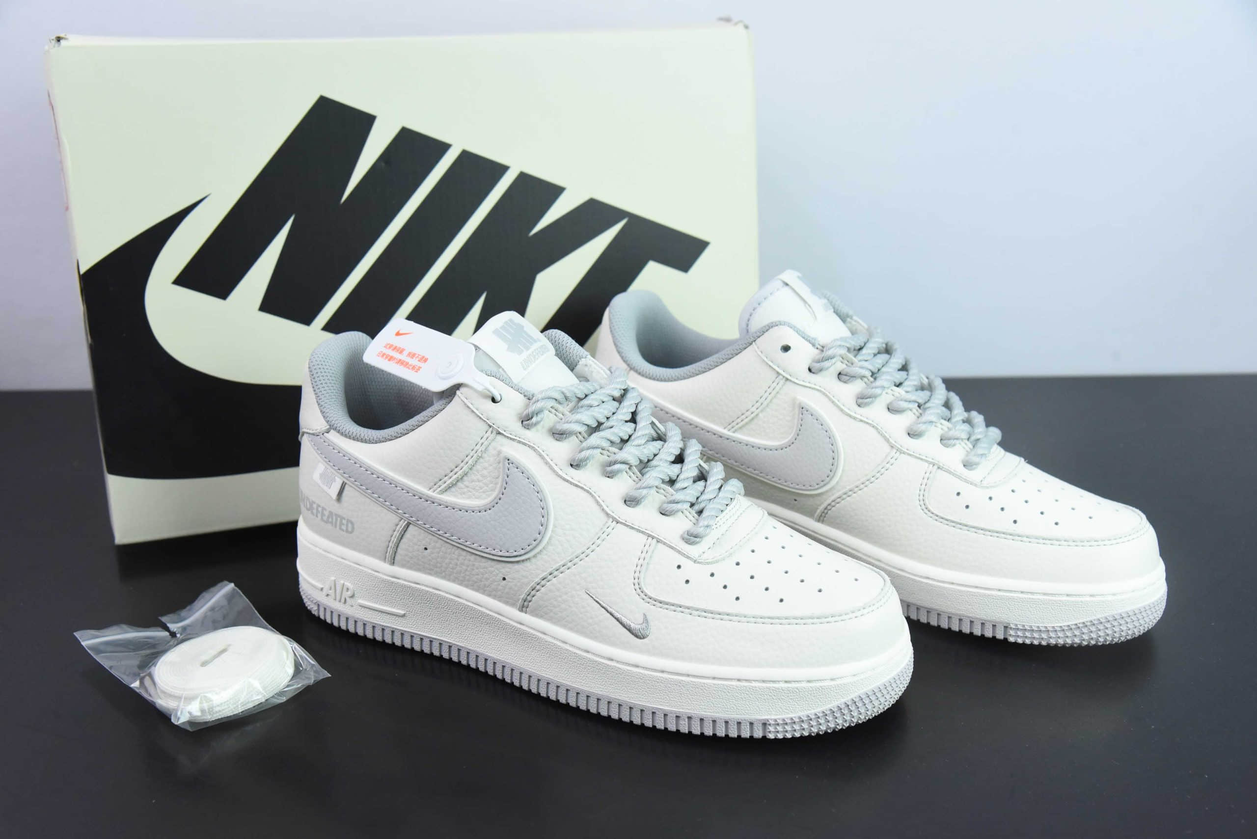 耐克Nike Undefeated x Nk Air Force 1'07 Low 米灰麻绳空军一号低帮休闲板鞋纯原版本 货号： UT2023-203