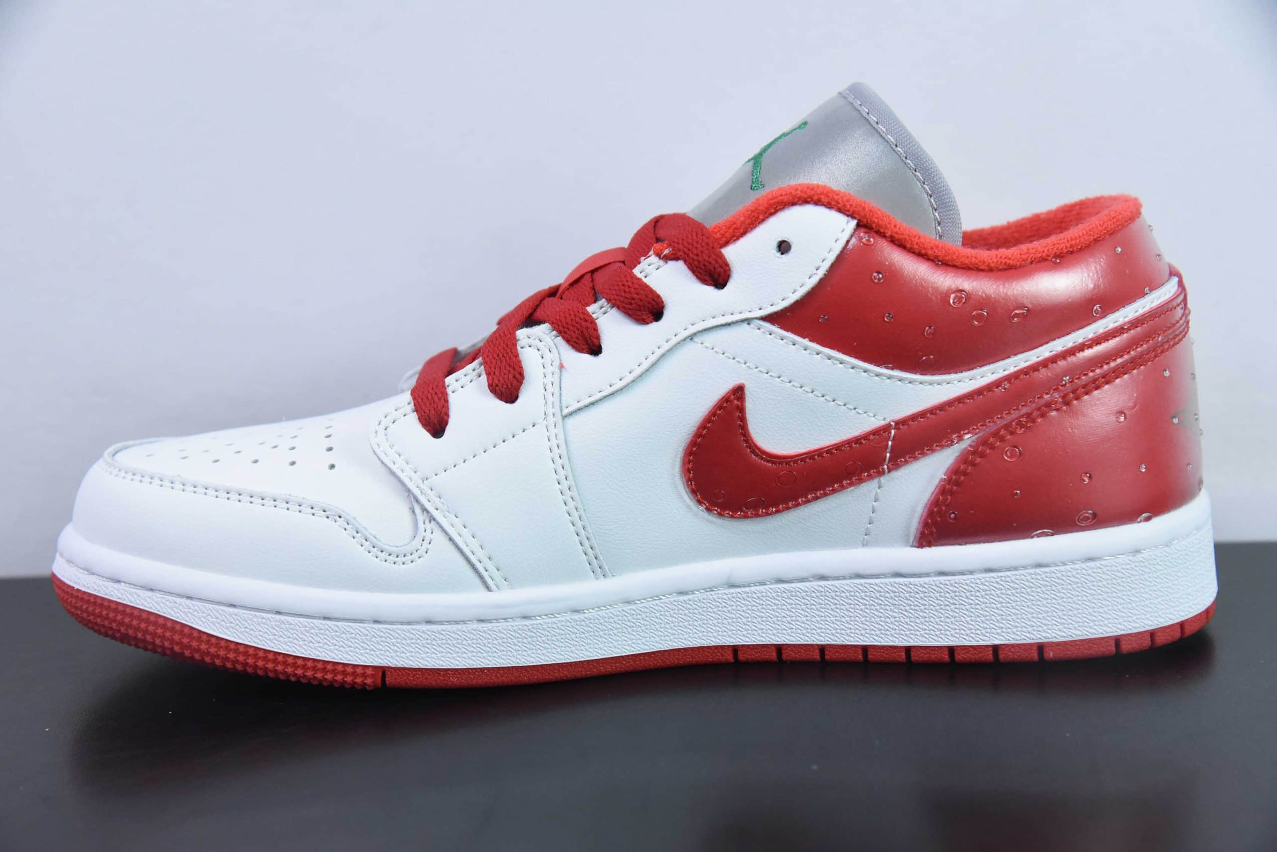 乔丹Air Jordan 1 Low AJ1 乔1白红色低帮文化休闲板鞋纯原版本 货号：FQ1935-018 